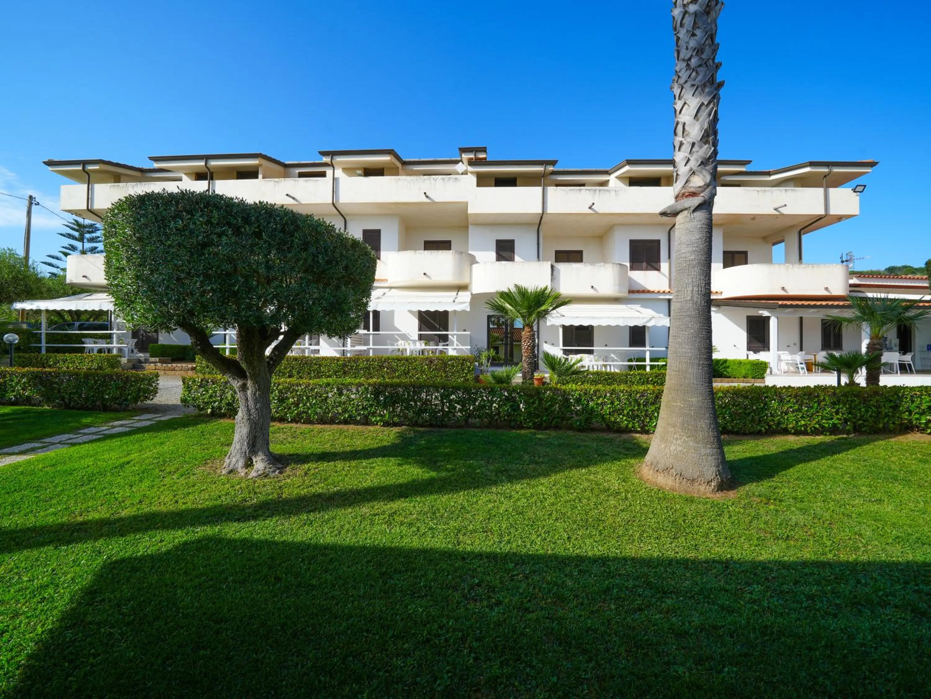 Property building in Rosy Hotel Residence