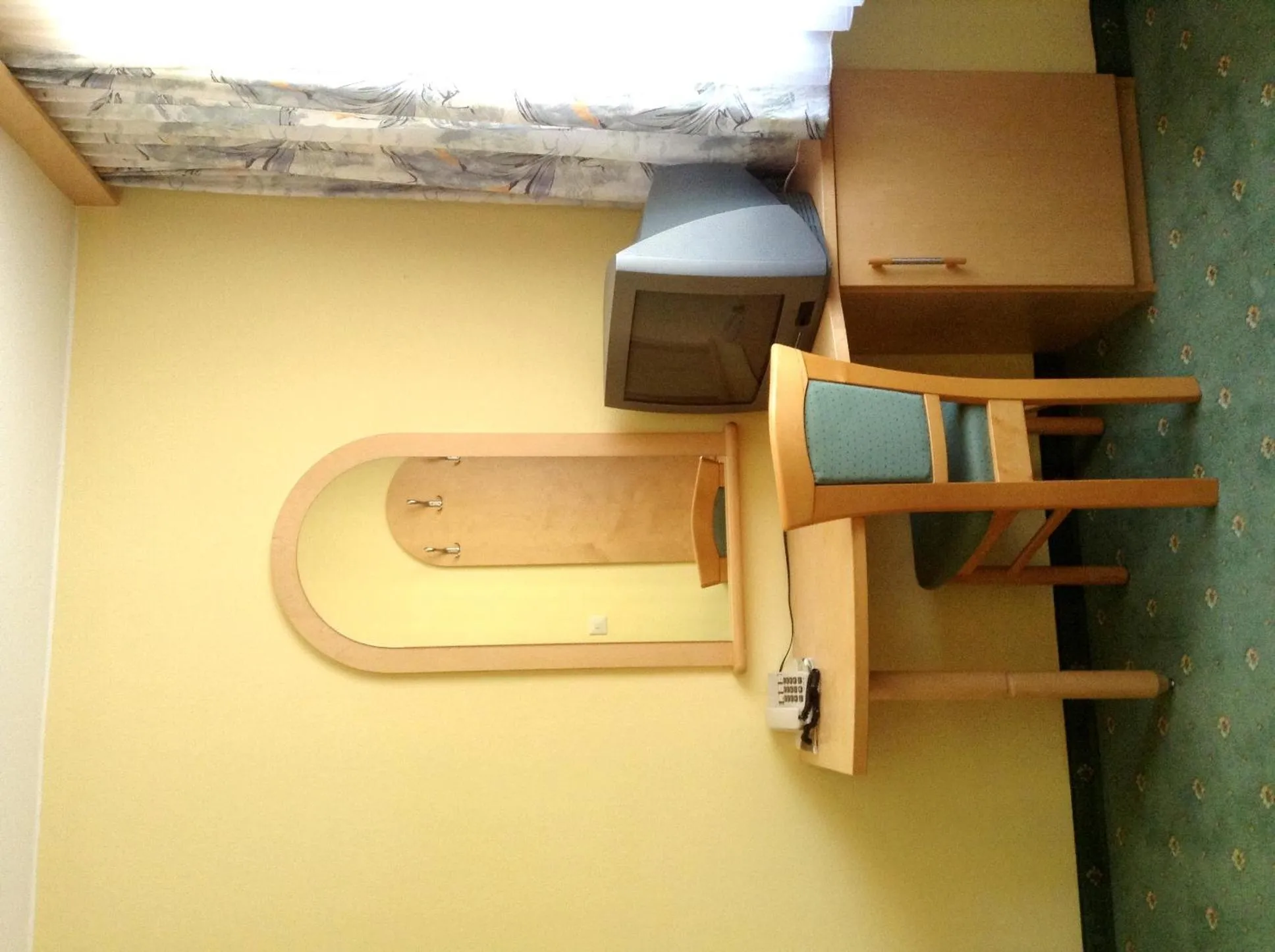 Seating area in Hotel Garni