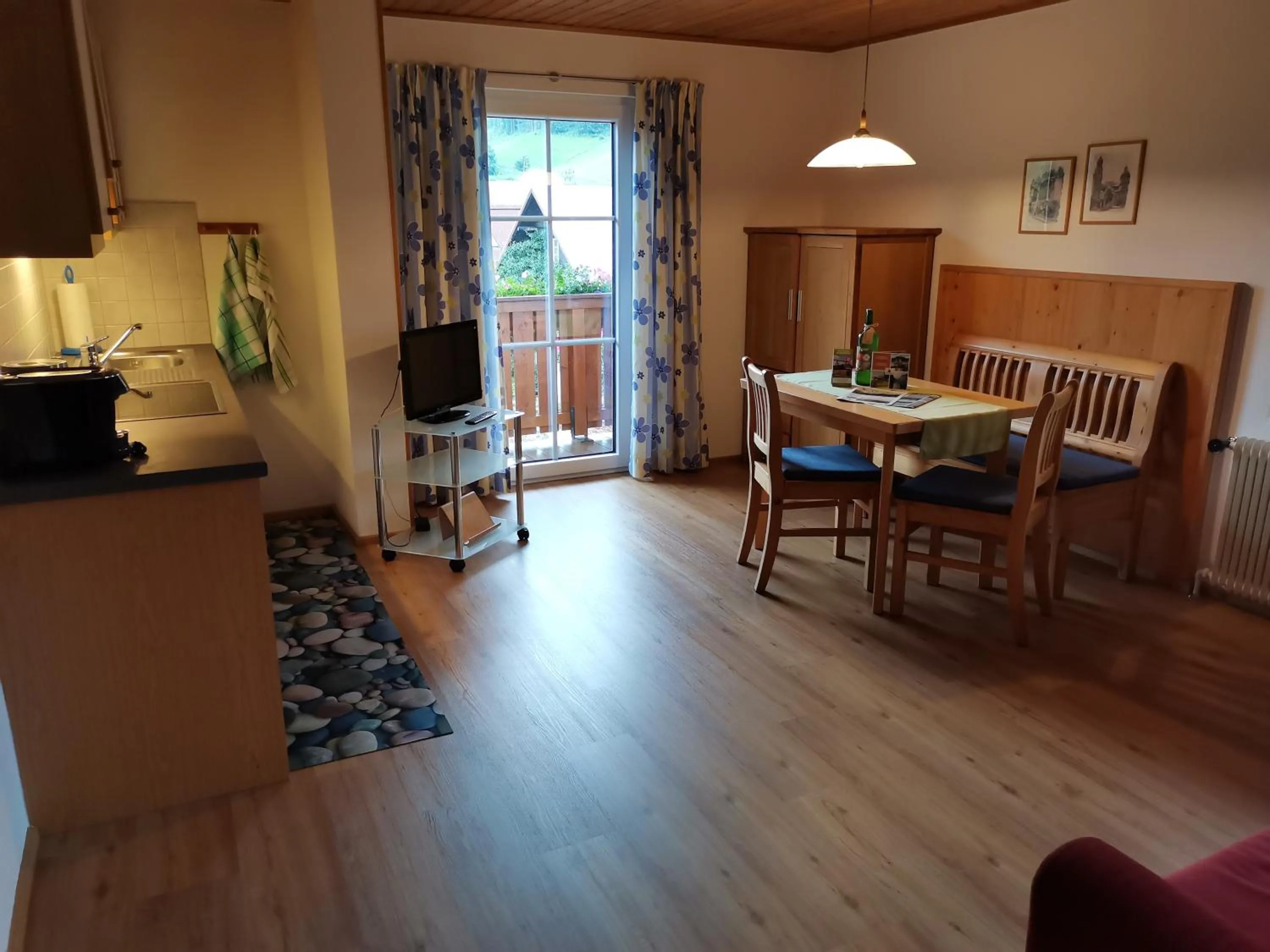 TV and multimedia in Landhaus Schwaighofer Dachstein West