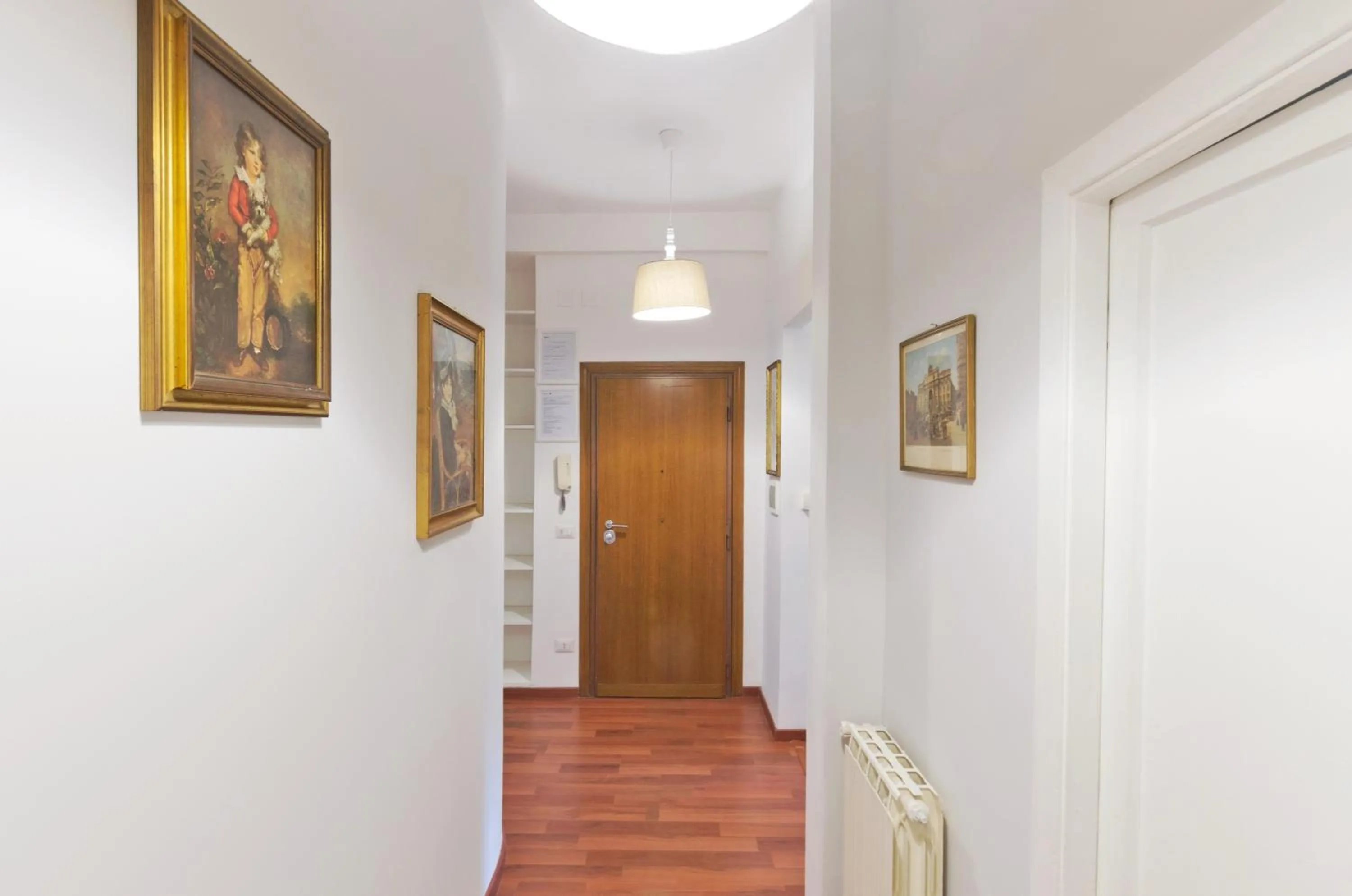 Decorative detail in Liberty Trastevere B&B