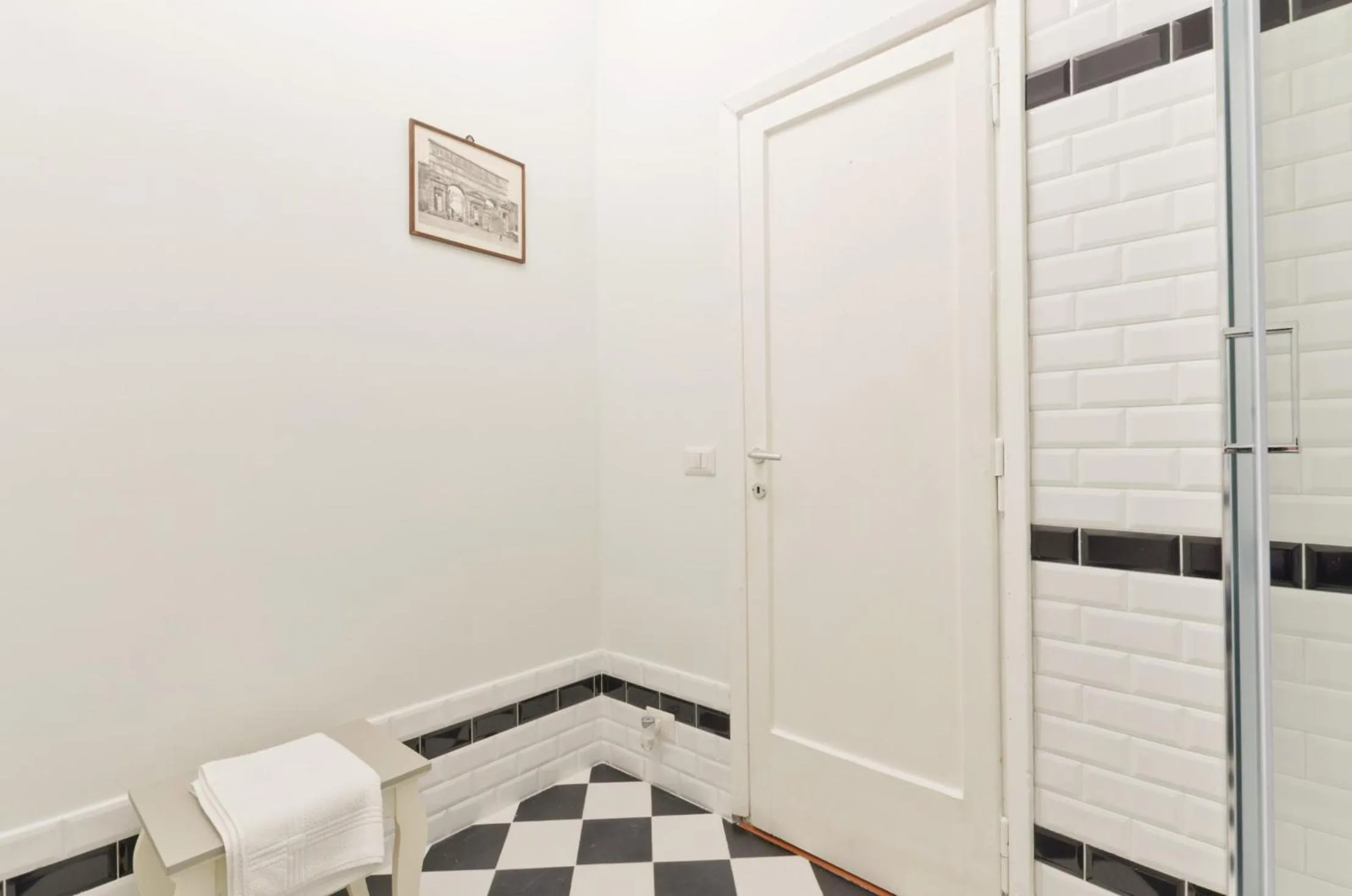 Decorative detail in Liberty Trastevere B&B