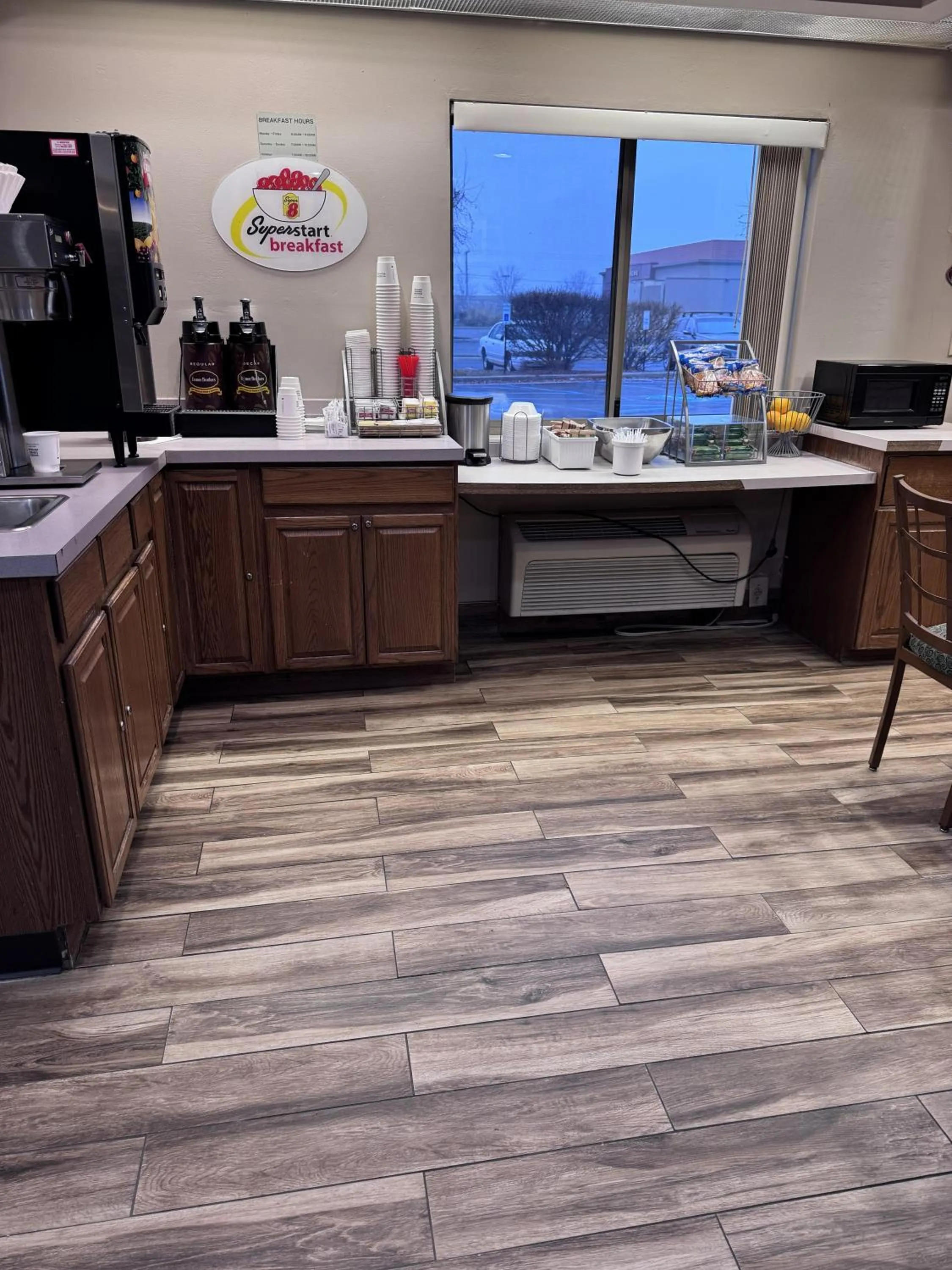 Breakfast in Super 8 by Wyndham Valparaiso