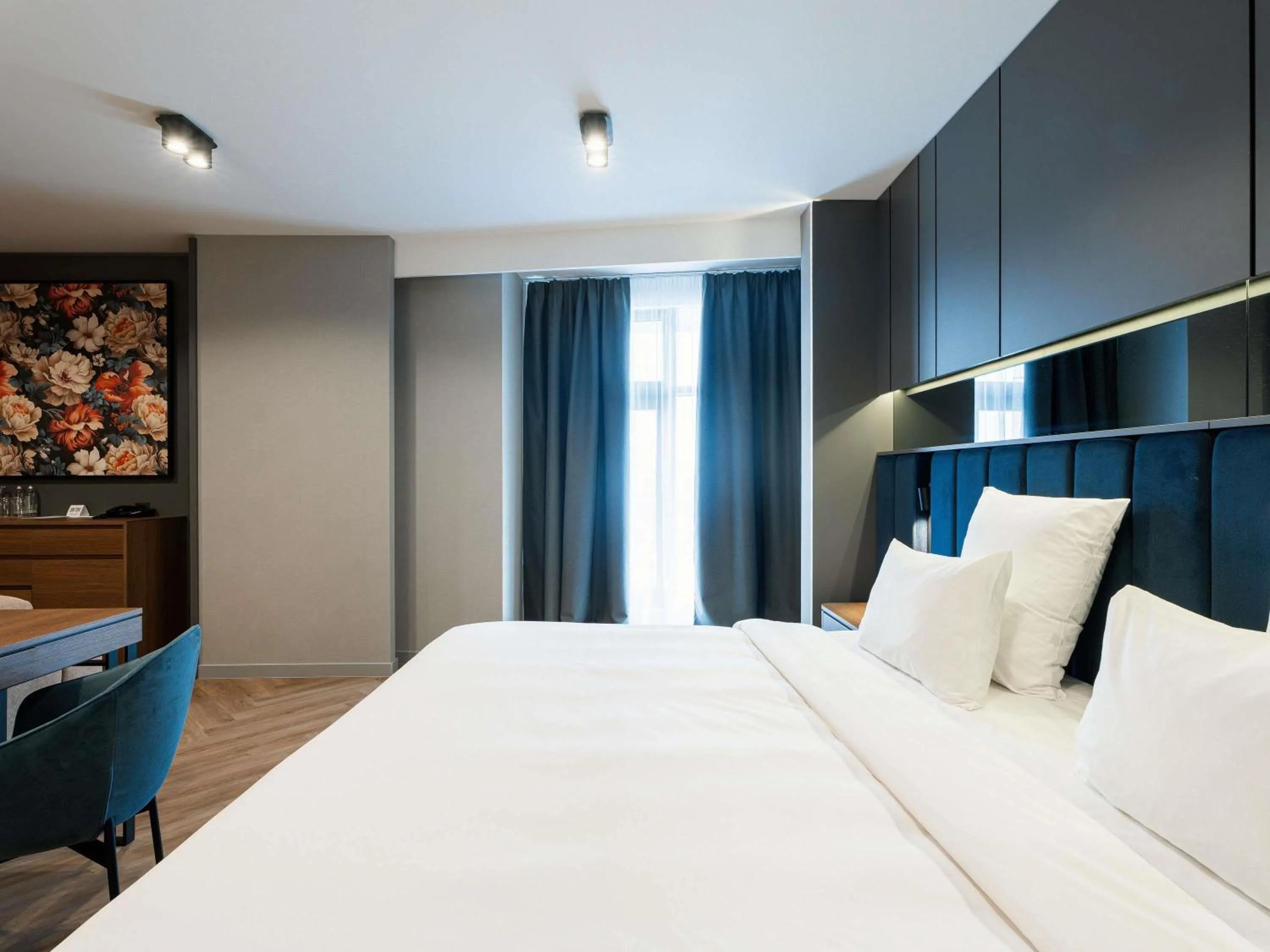 Bedroom, Bed in Mercure Sofia City