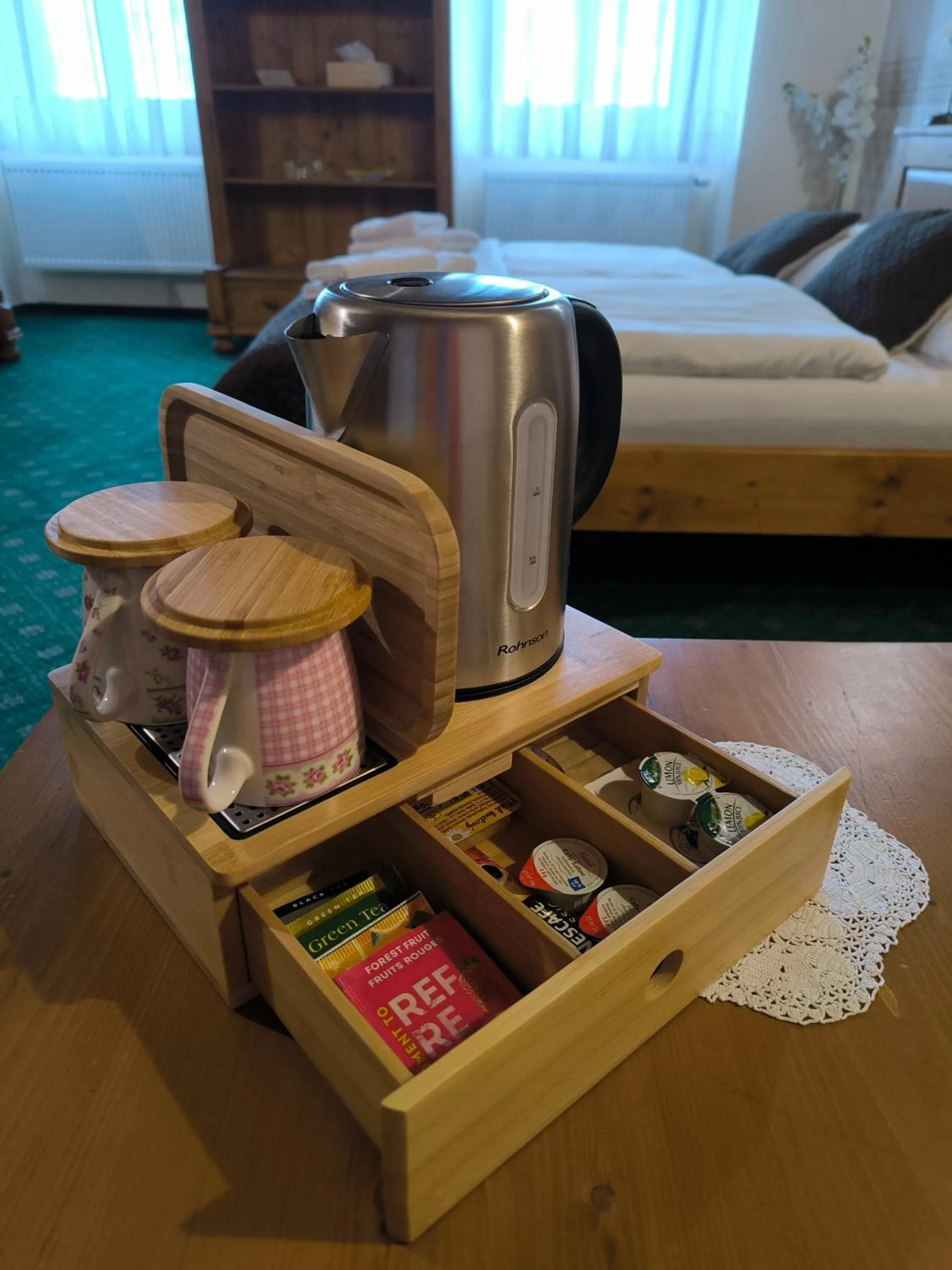 Coffee/tea facilities, Bed in Hotel & Caffe Silesia