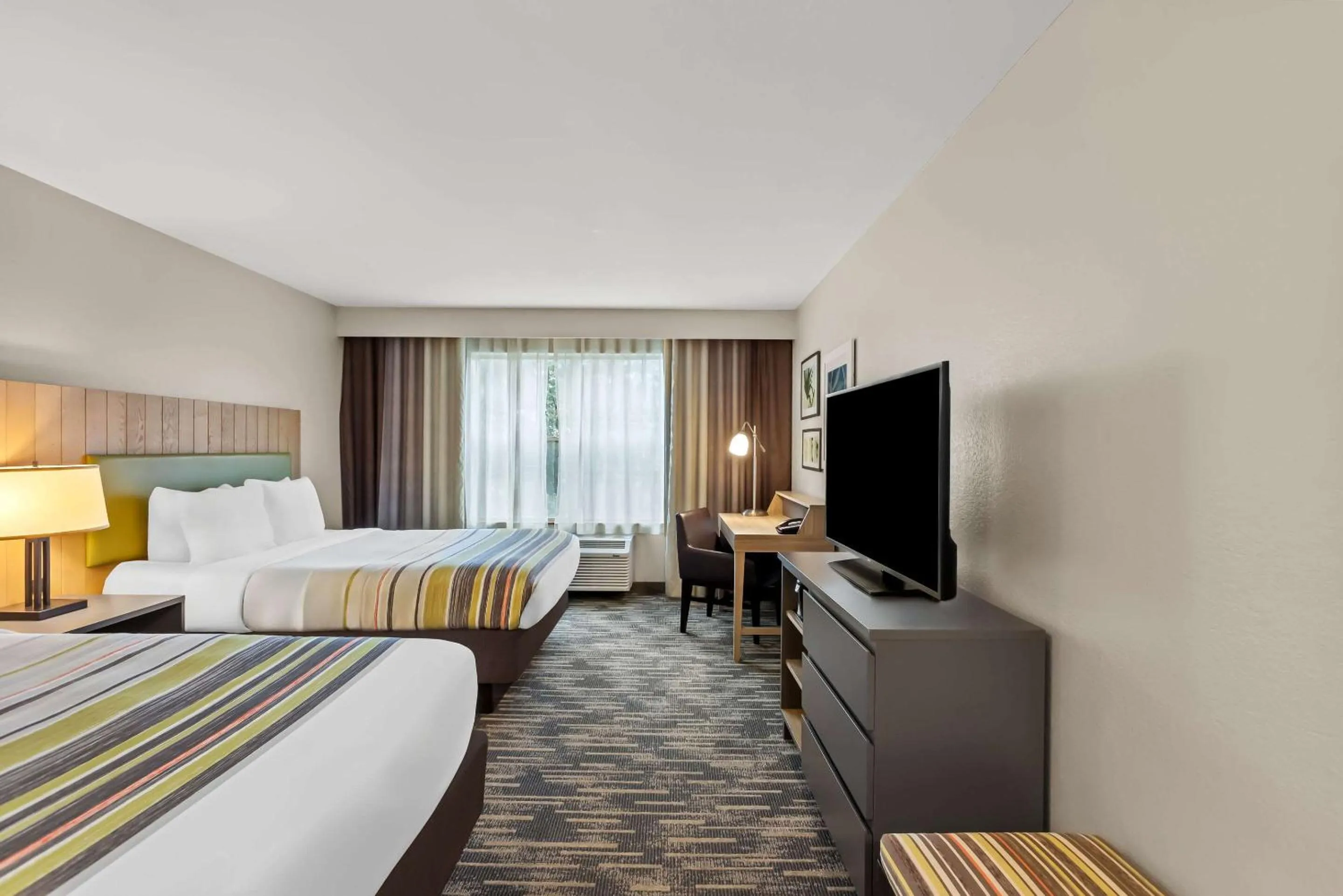 Bedroom, Bed in Country Inn & Suites by Radisson, Portage, IN