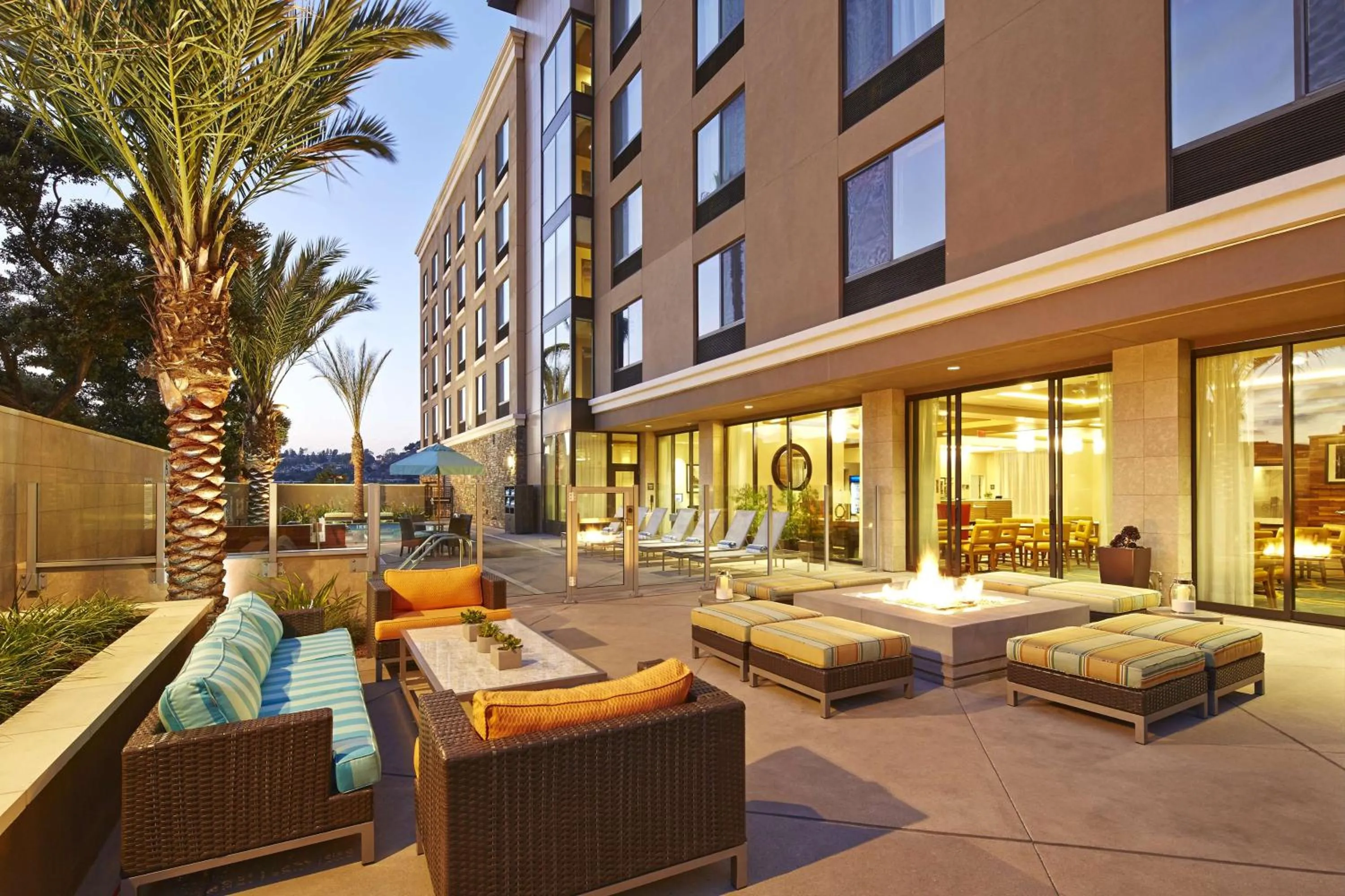 Property building in Hampton Inn San Diego Mission Valley