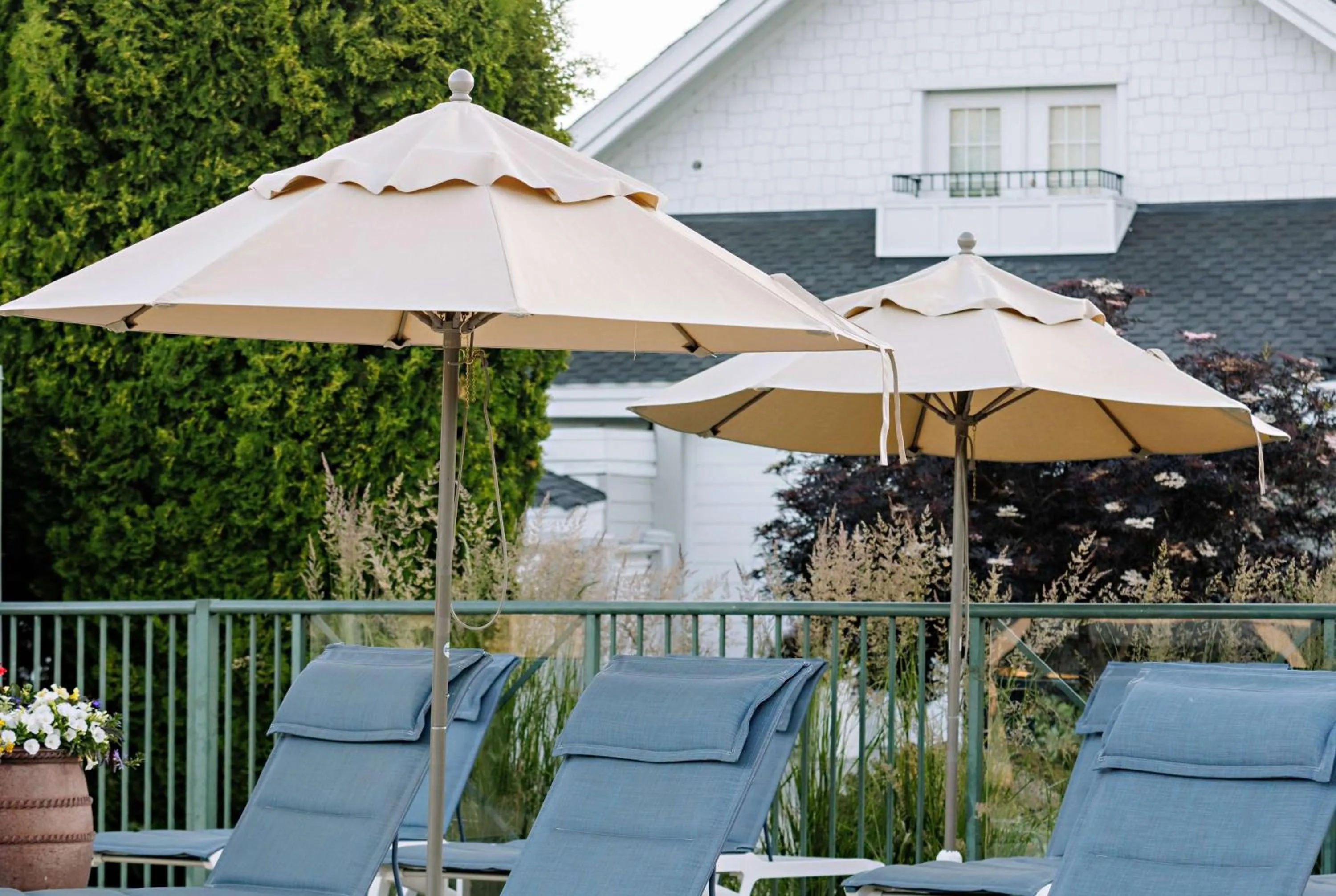 Swimming pool in Balcomo, a Ramada by Wyndham
