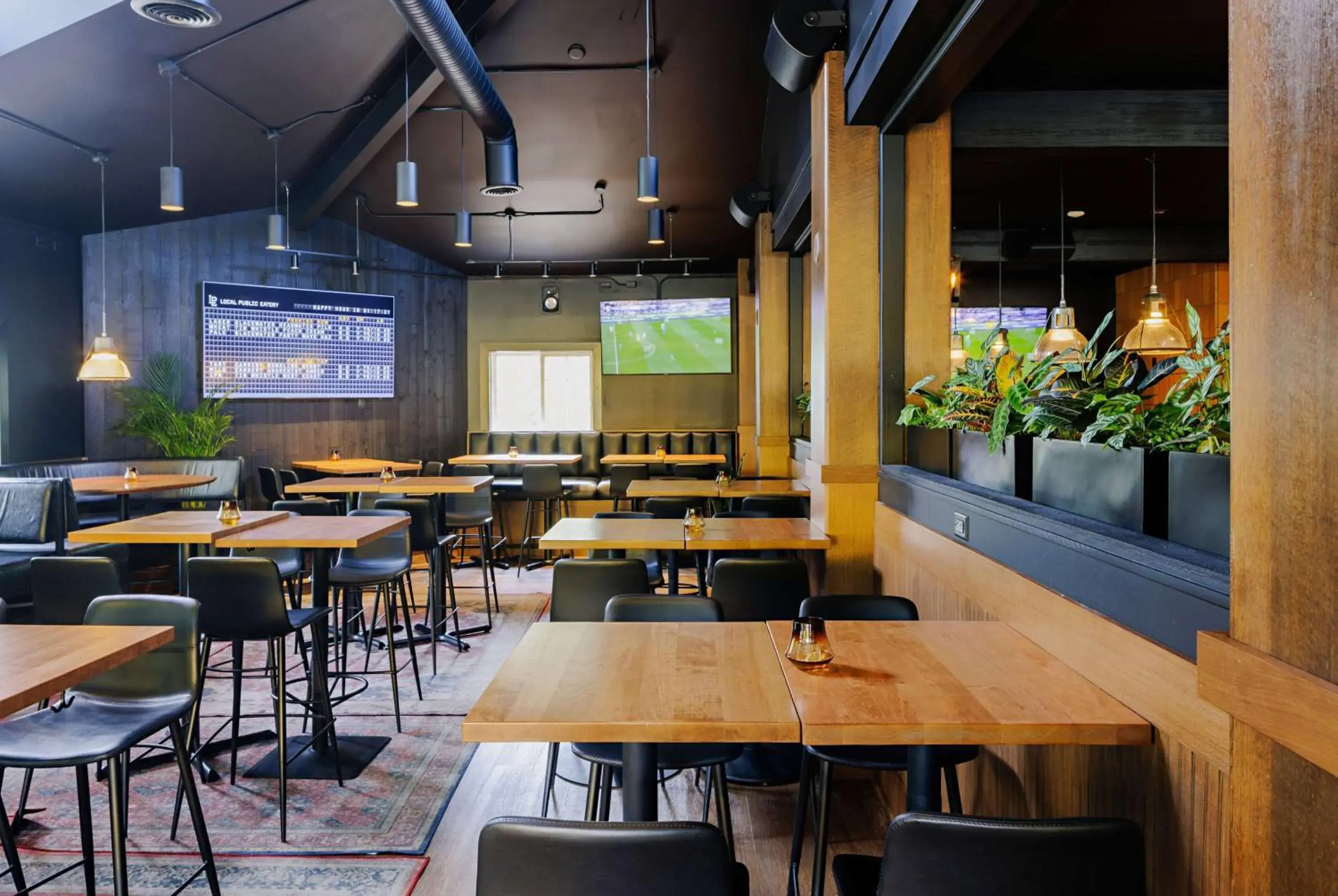 Restaurant/places to eat in Balcomo, a Ramada by Wyndham Restaurant/places to eat in Balcomo, a Ramada by Wyndham