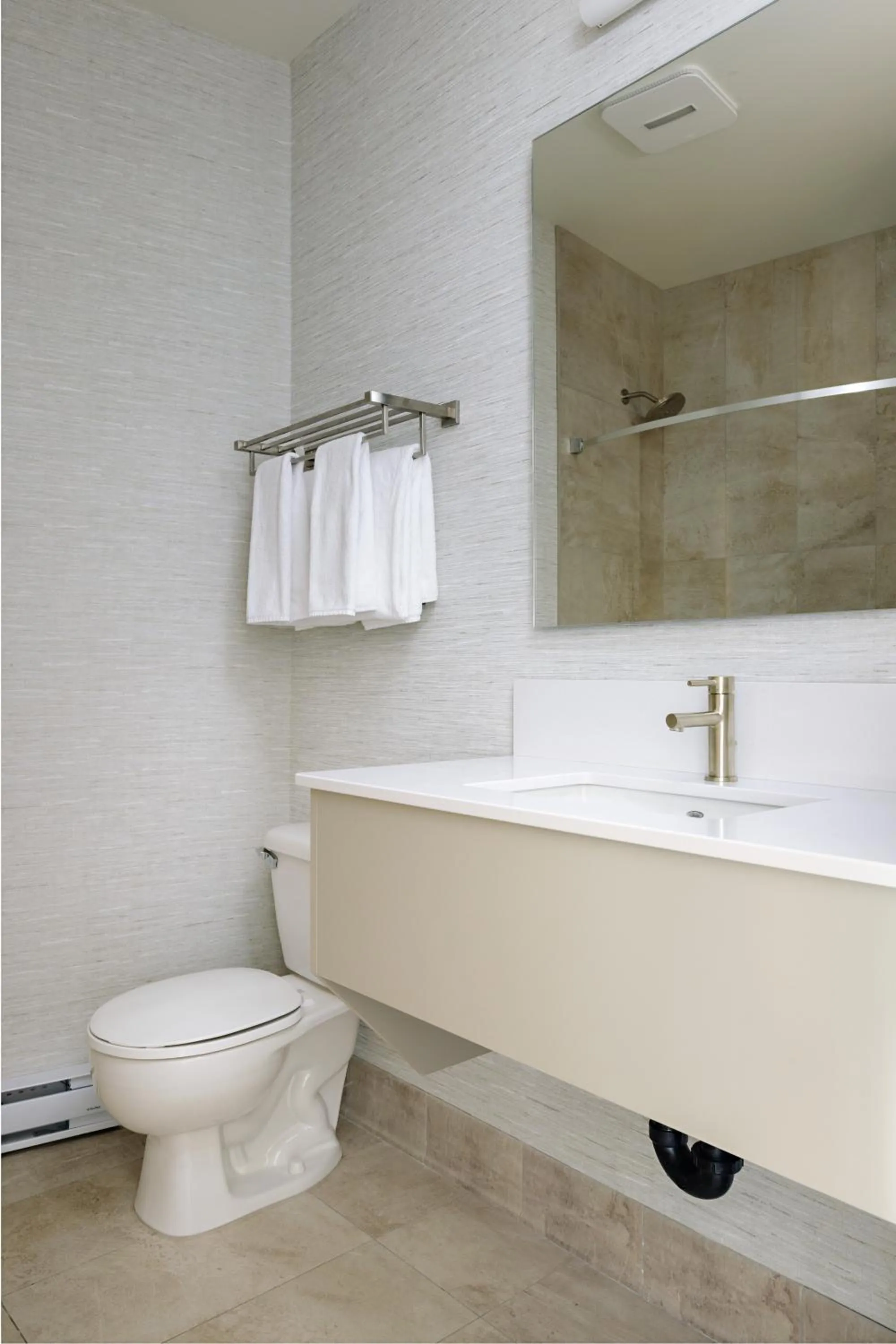 Shower in Balcomo, a Ramada by Wyndham