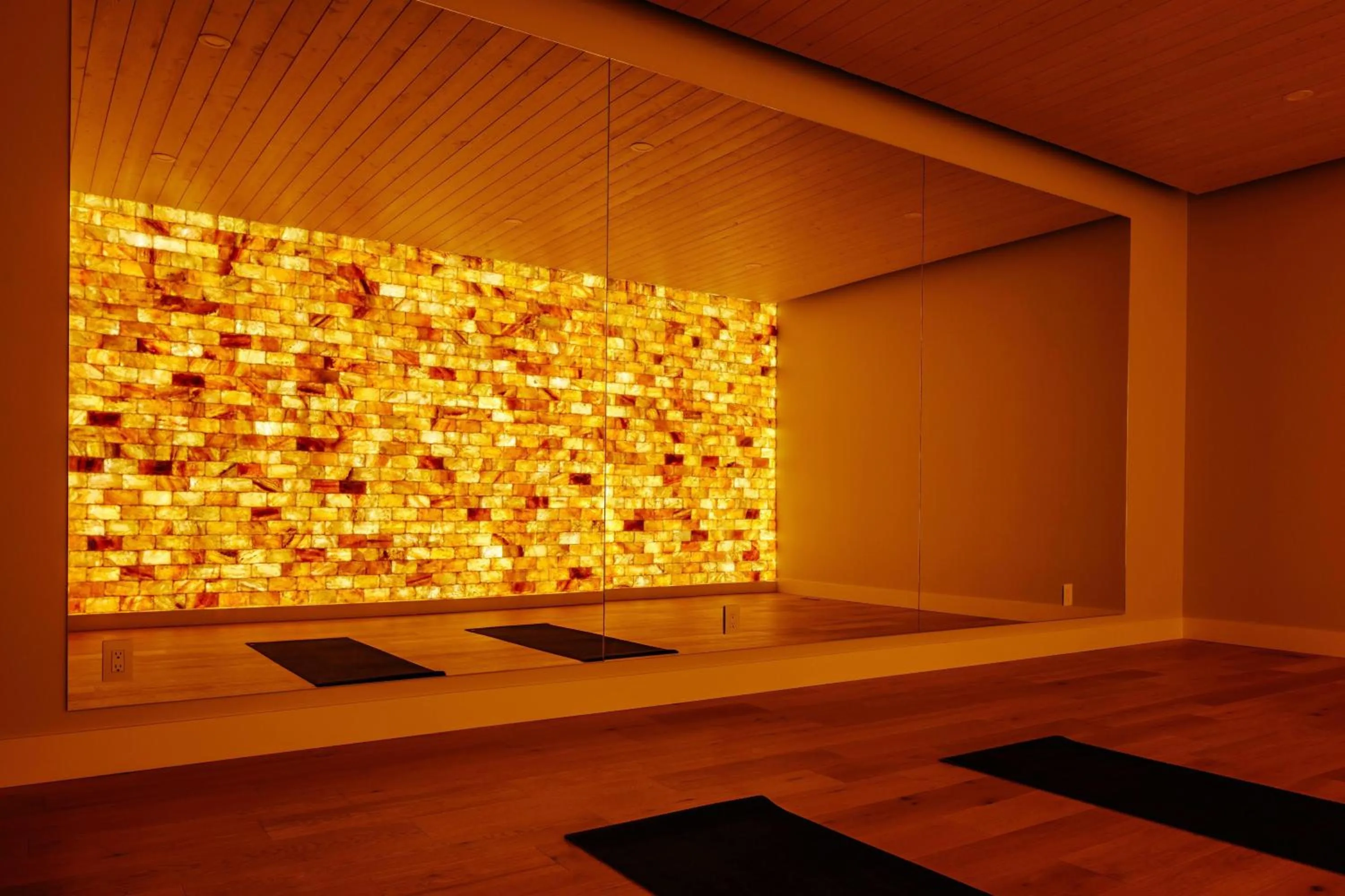 Spa and wellness centre/facilities in Balcomo, a Ramada by Wyndham