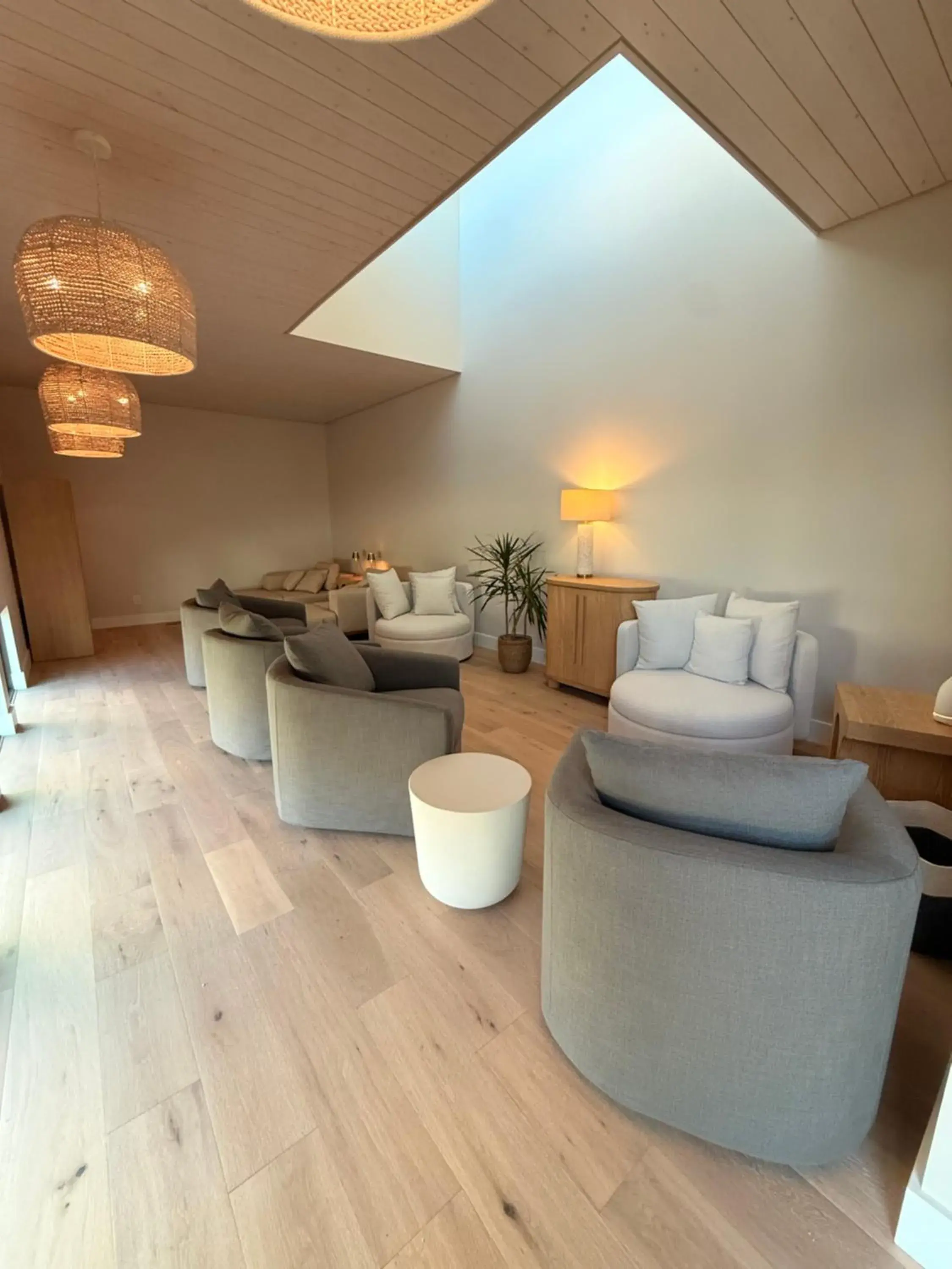 Property building in Balcomo, a Ramada by Wyndham Property building in Balcomo, a Ramada by Wyndham