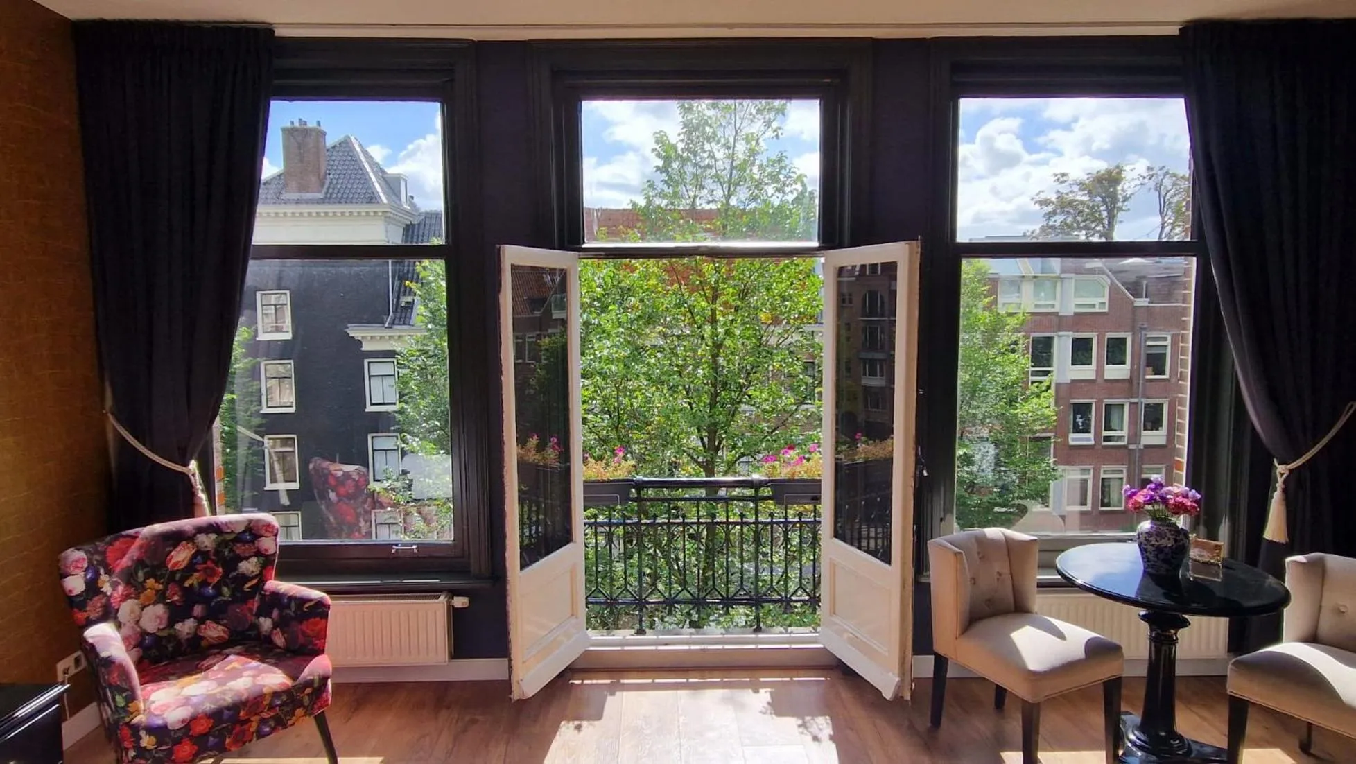 Spring in Canal House The Tannery Amsterdam