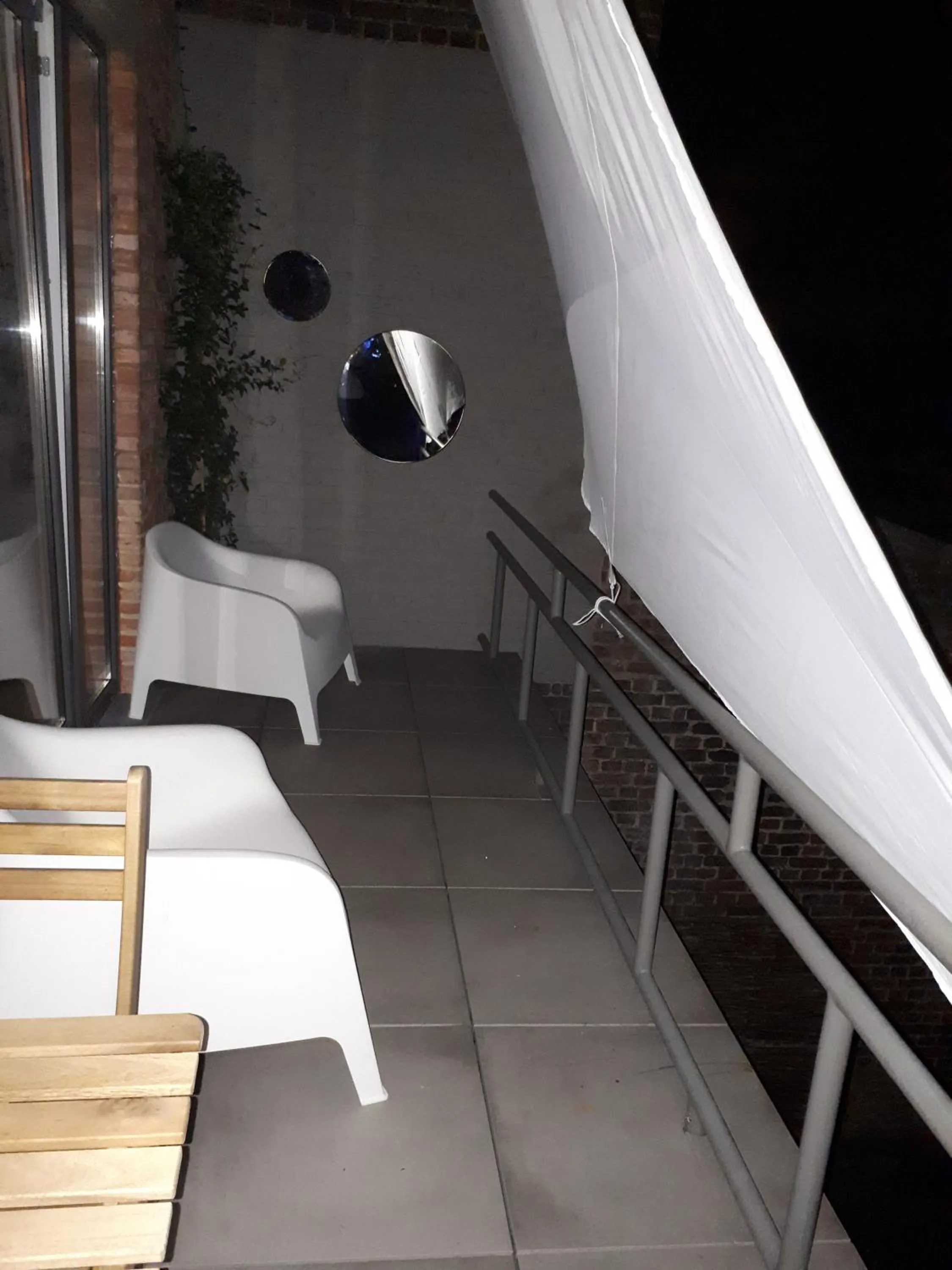 Balcony/Terrace in Office des bons enfants