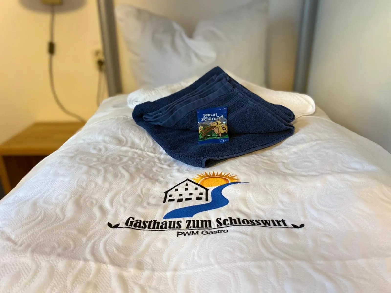 Bed in Gasthaus zum Schloßwirt