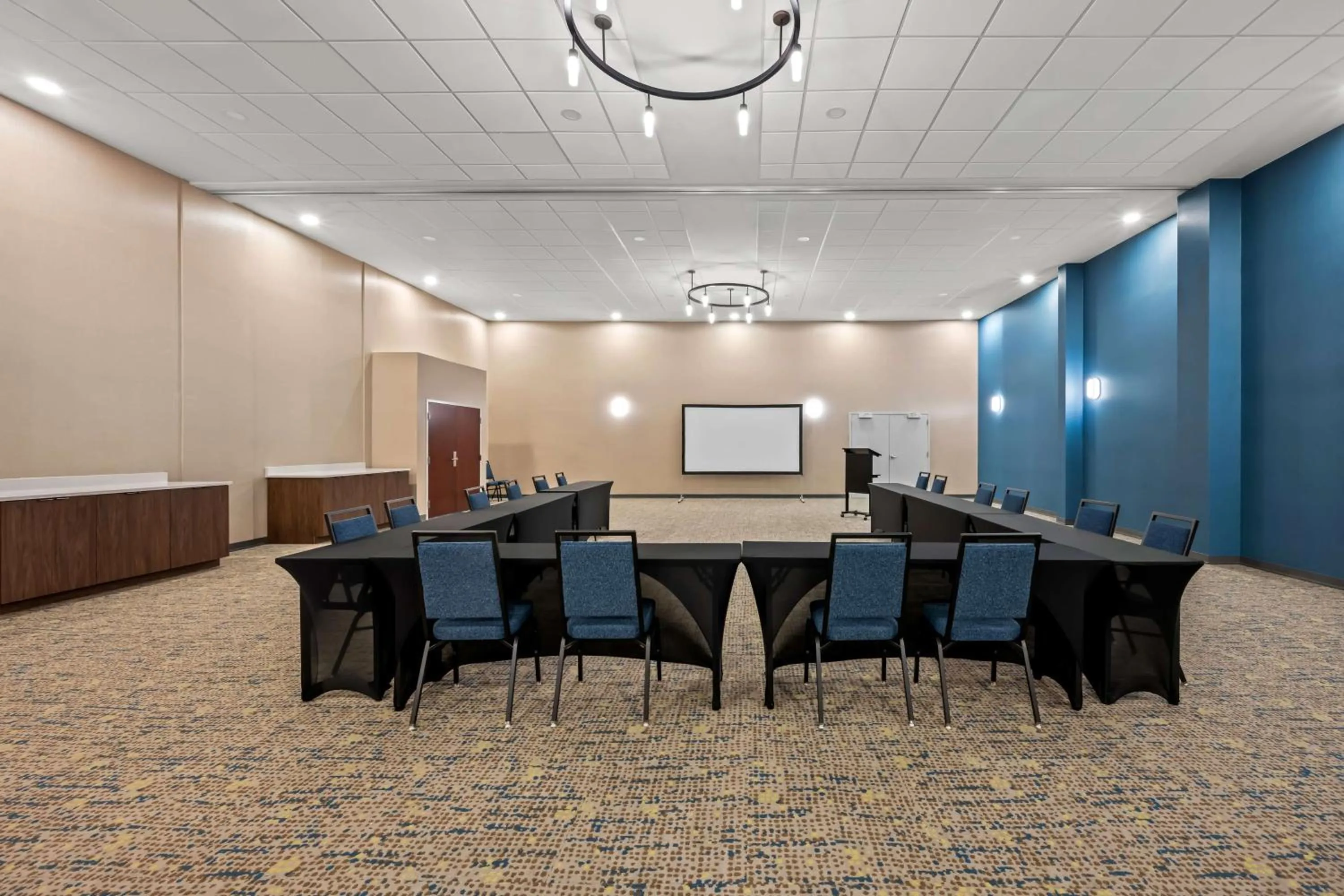 Meeting/conference room in Hampton Inn & Suites Wilson I-95