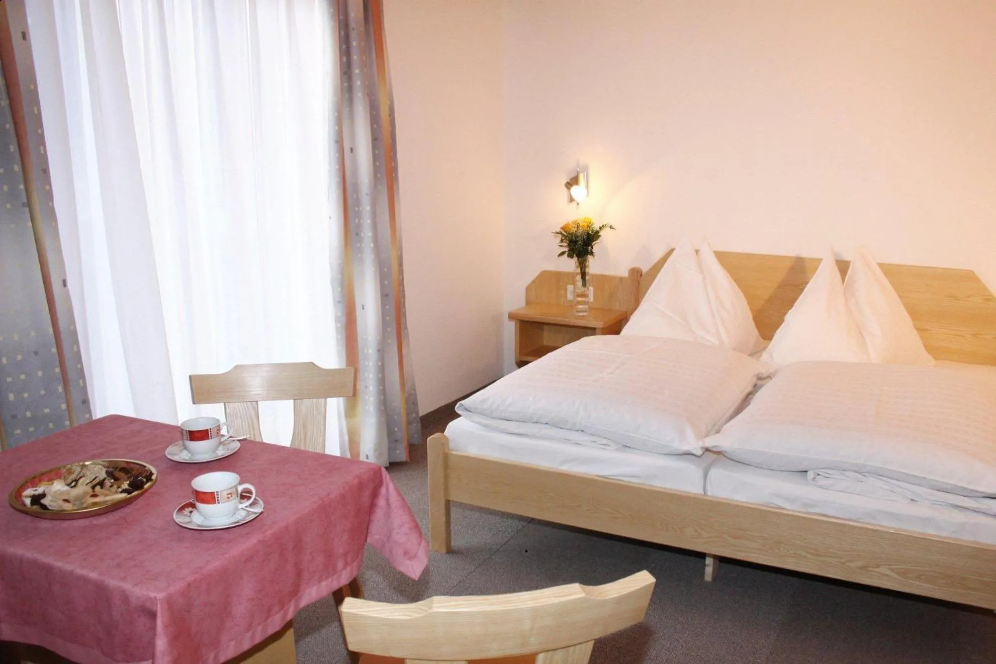 Bed in Gästehaus Schwoagerhof