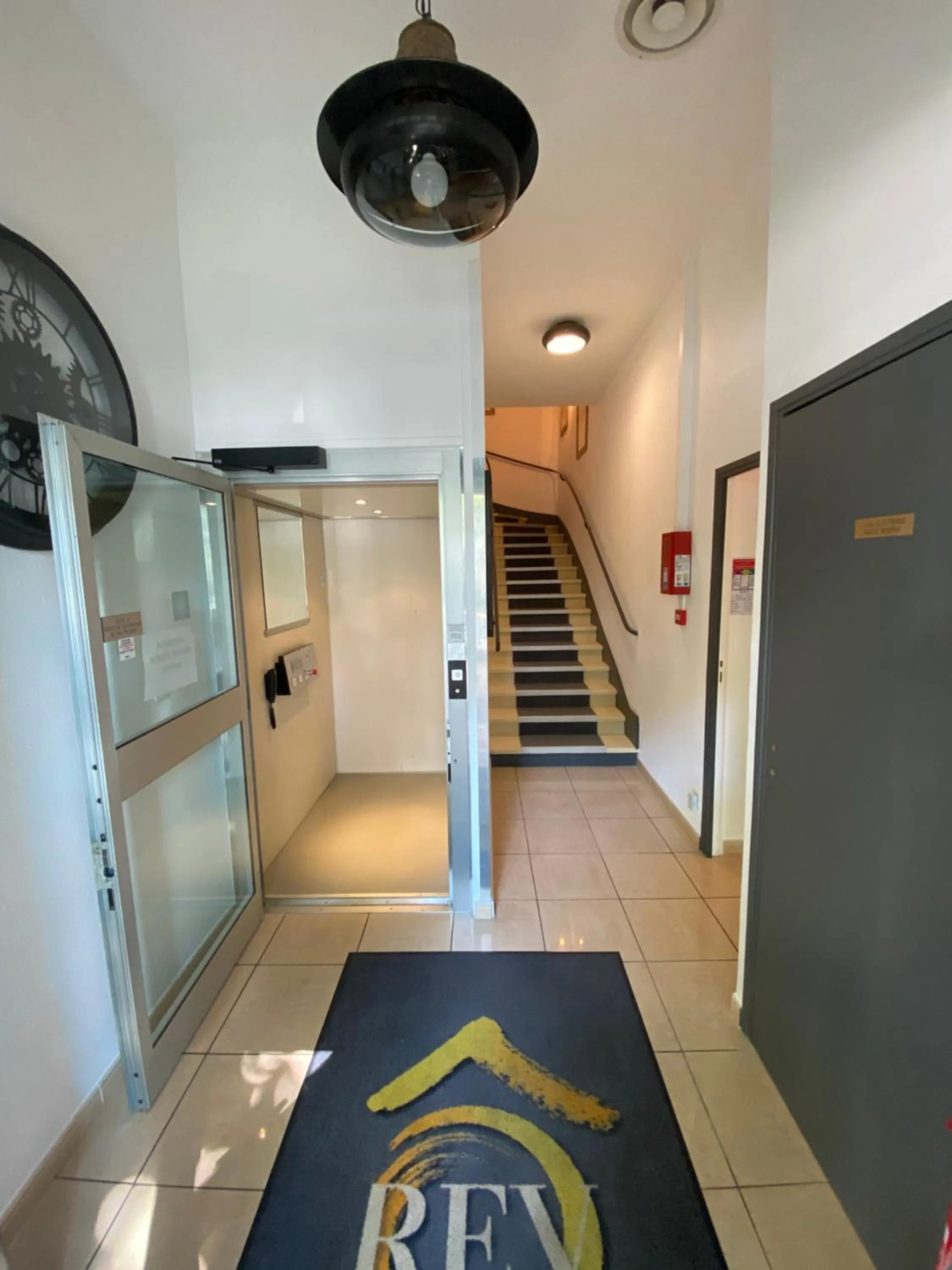 elevator in REV HÔTEL
