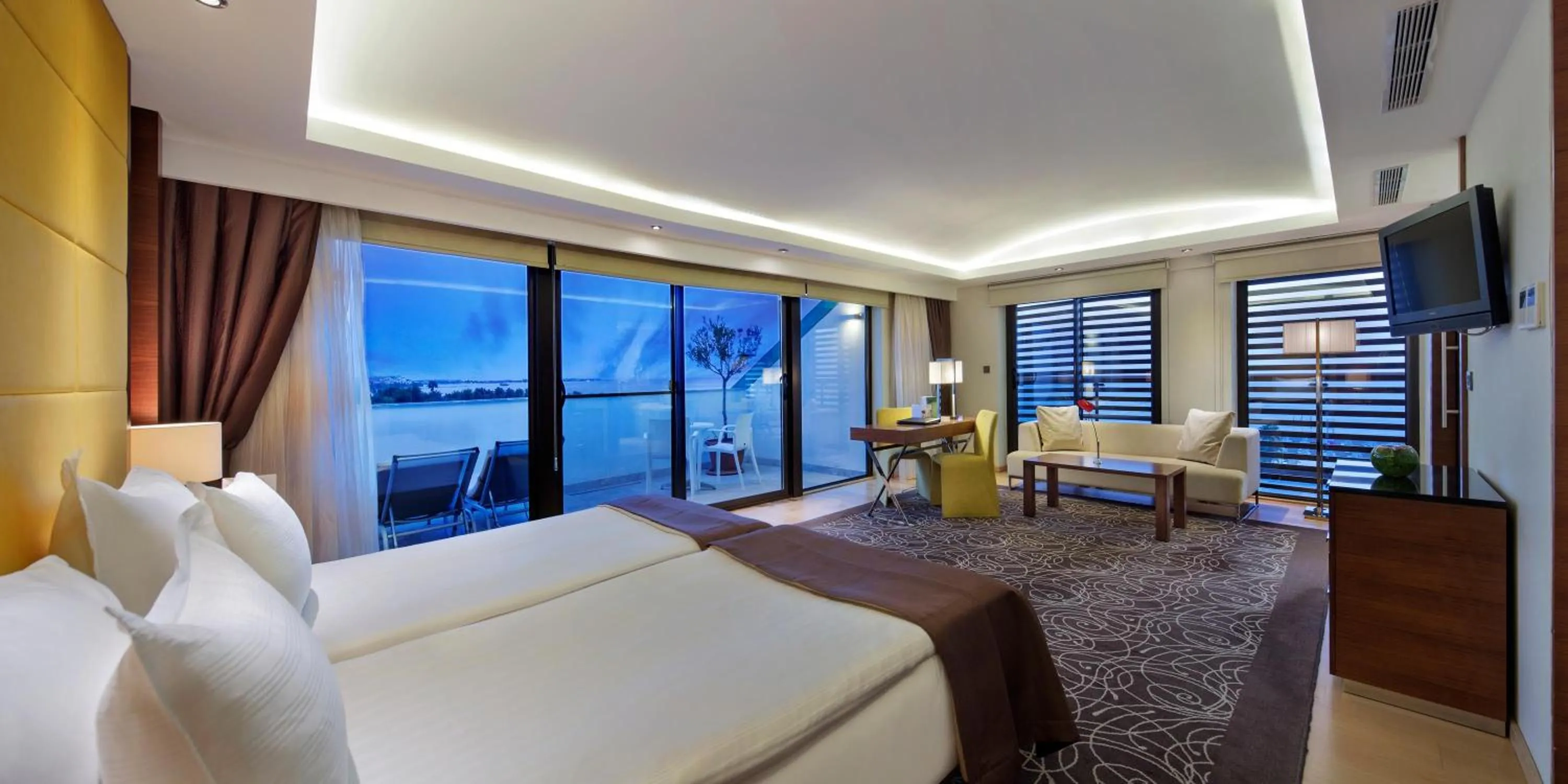 Bed in Tui Blue Side Ex. Sensimar Side Resort & Spa