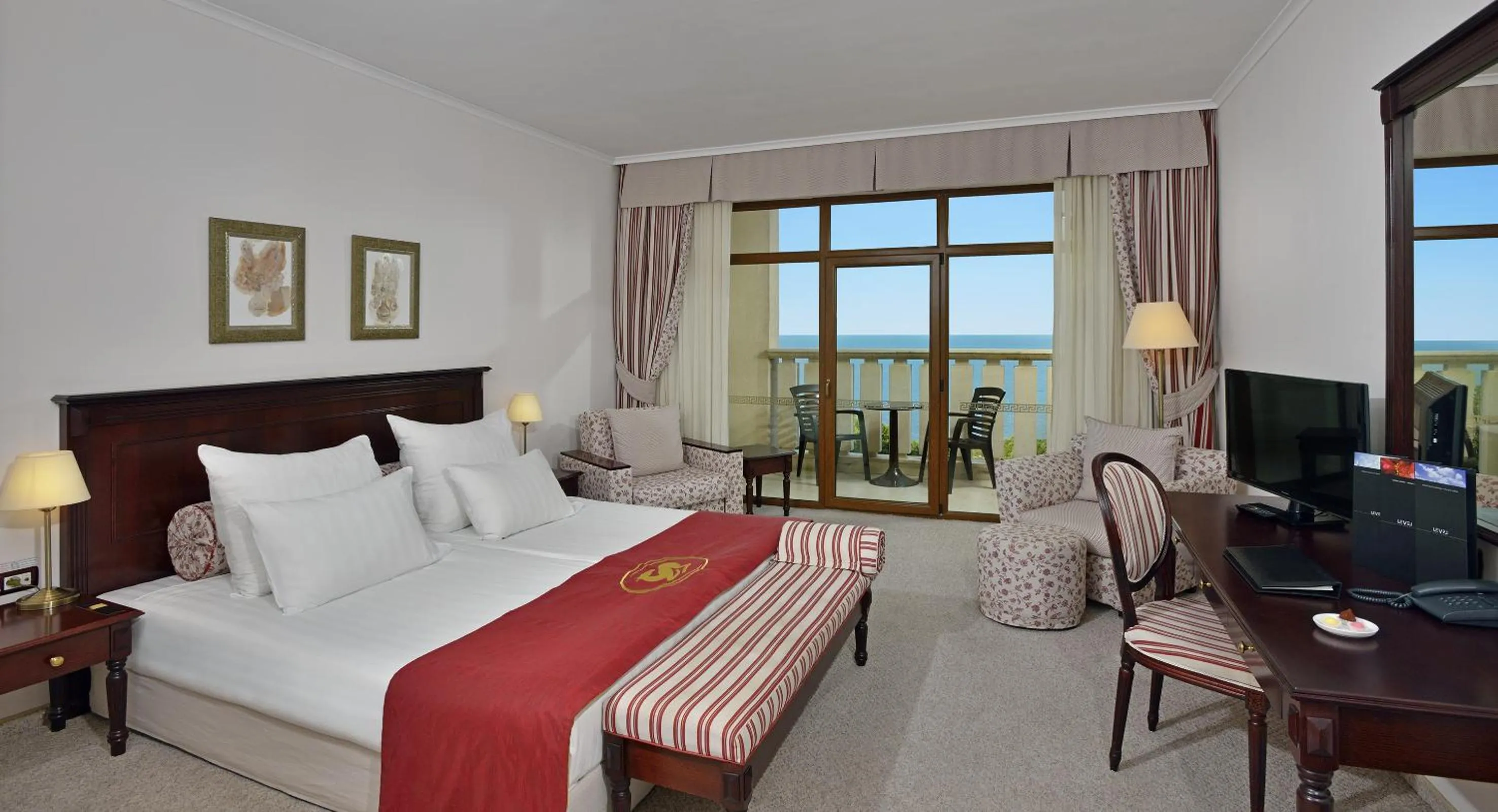 TV and multimedia, Bed in Melia Grand Hermitage All Inclusive