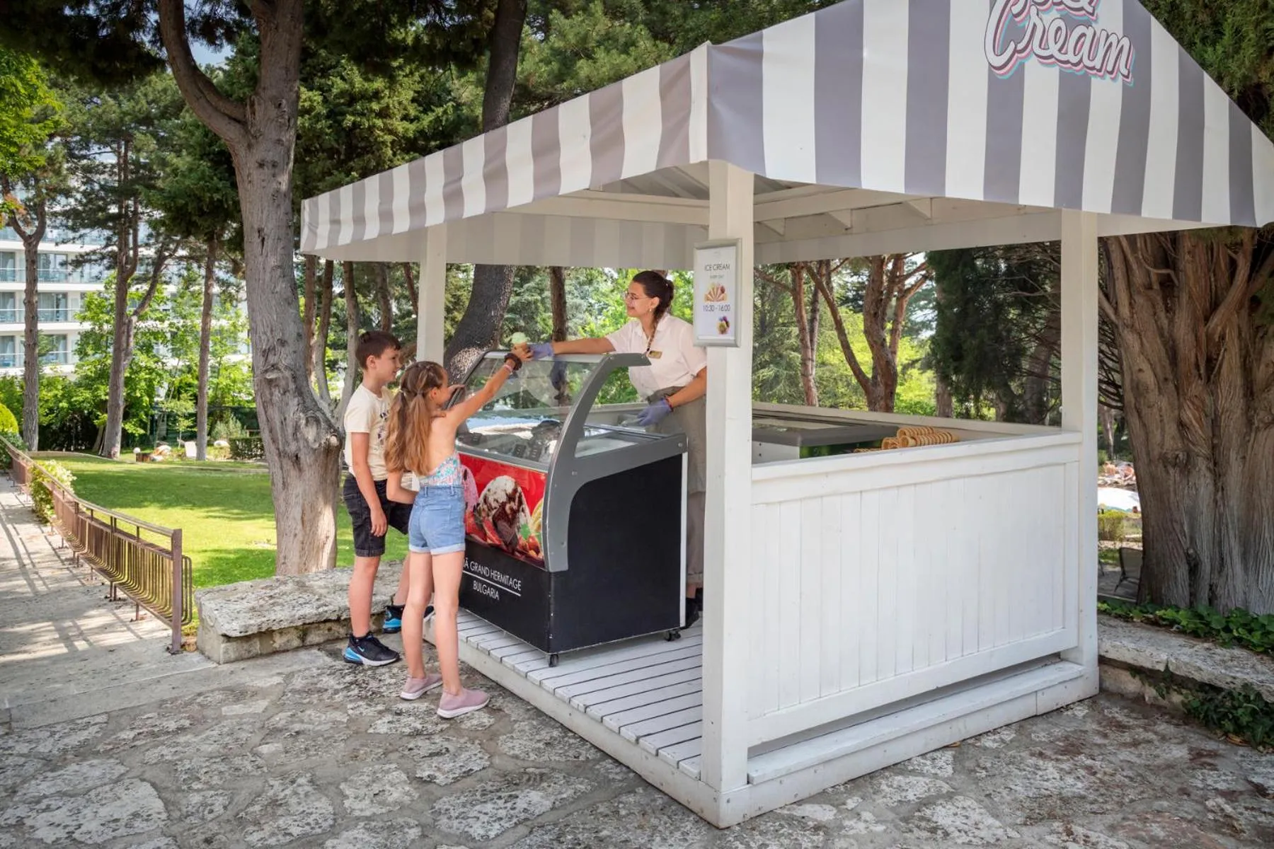 Food in Melia Grand Hermitage All Inclusive