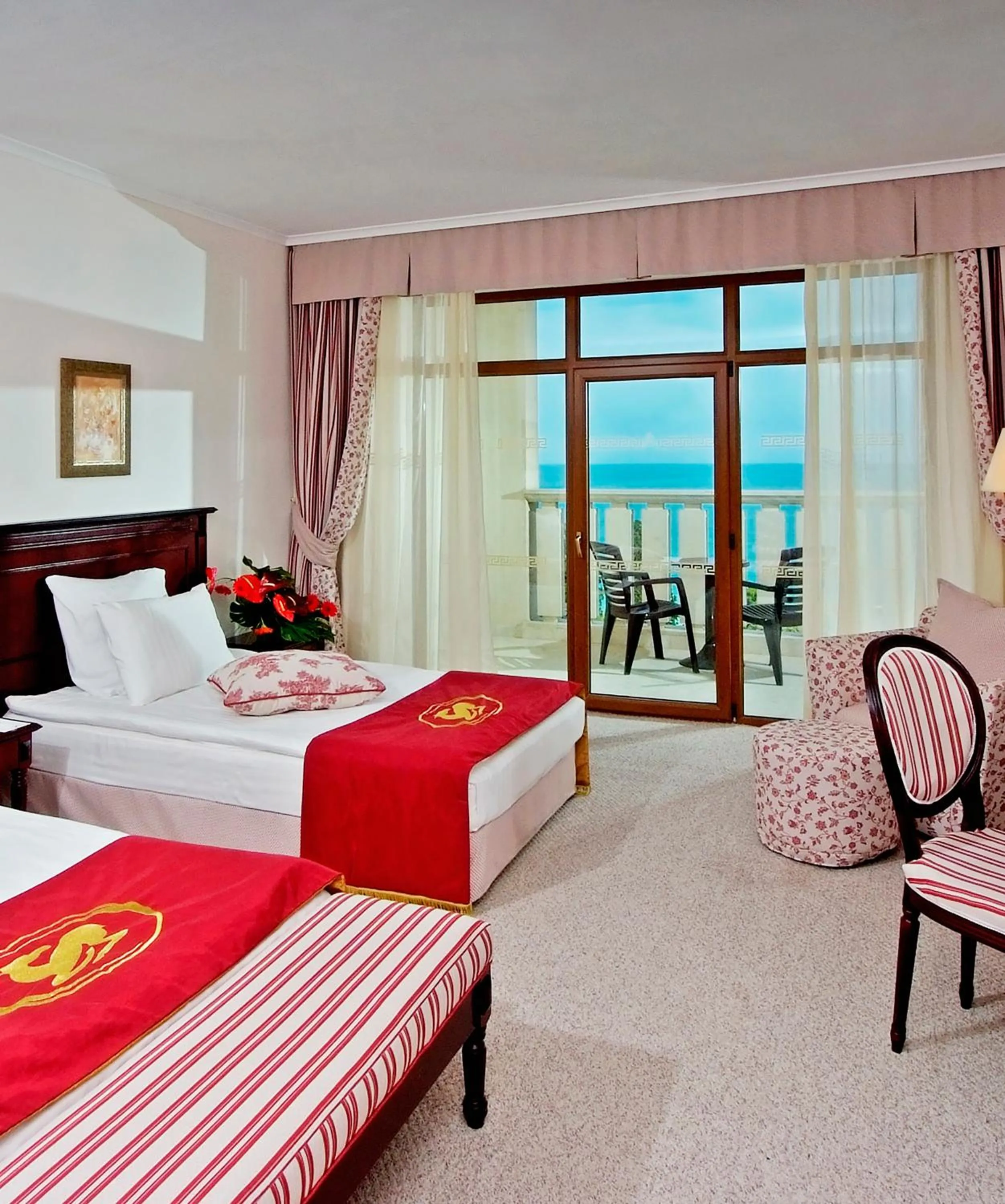 Bed in Melia Grand Hermitage All Inclusive