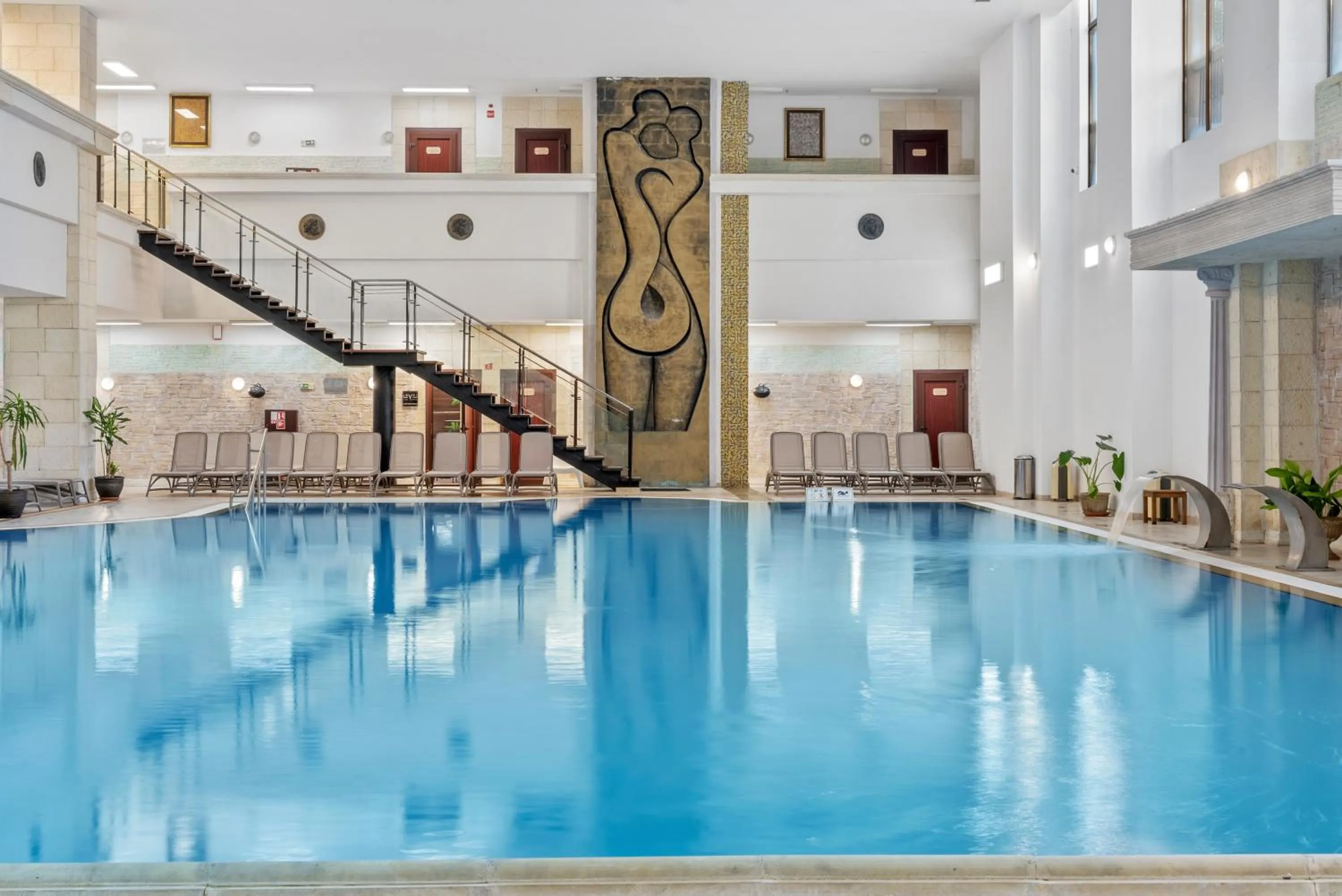 Swimming pool in Melia Grand Hermitage All Inclusive