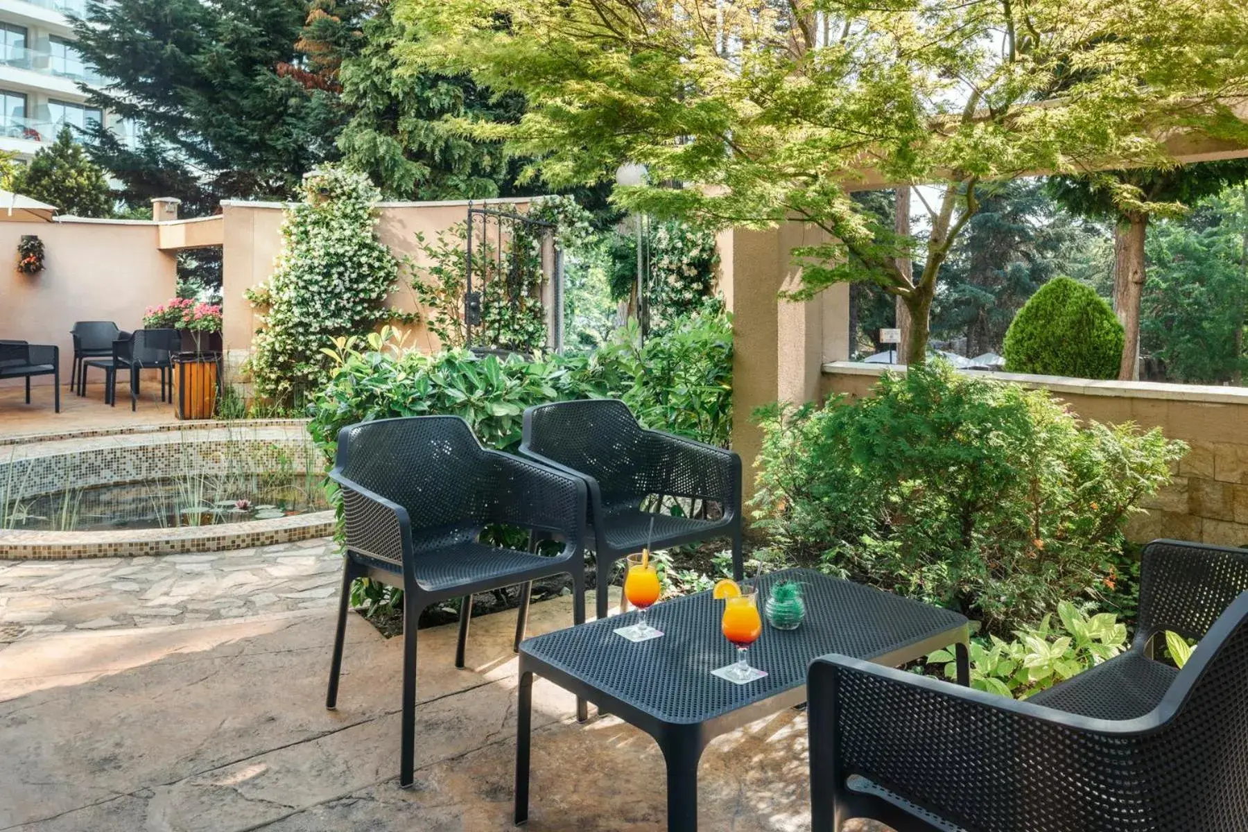 Lounge or bar in Melia Grand Hermitage All Inclusive Lounge or bar in Melia Grand Hermitage All Inclusive