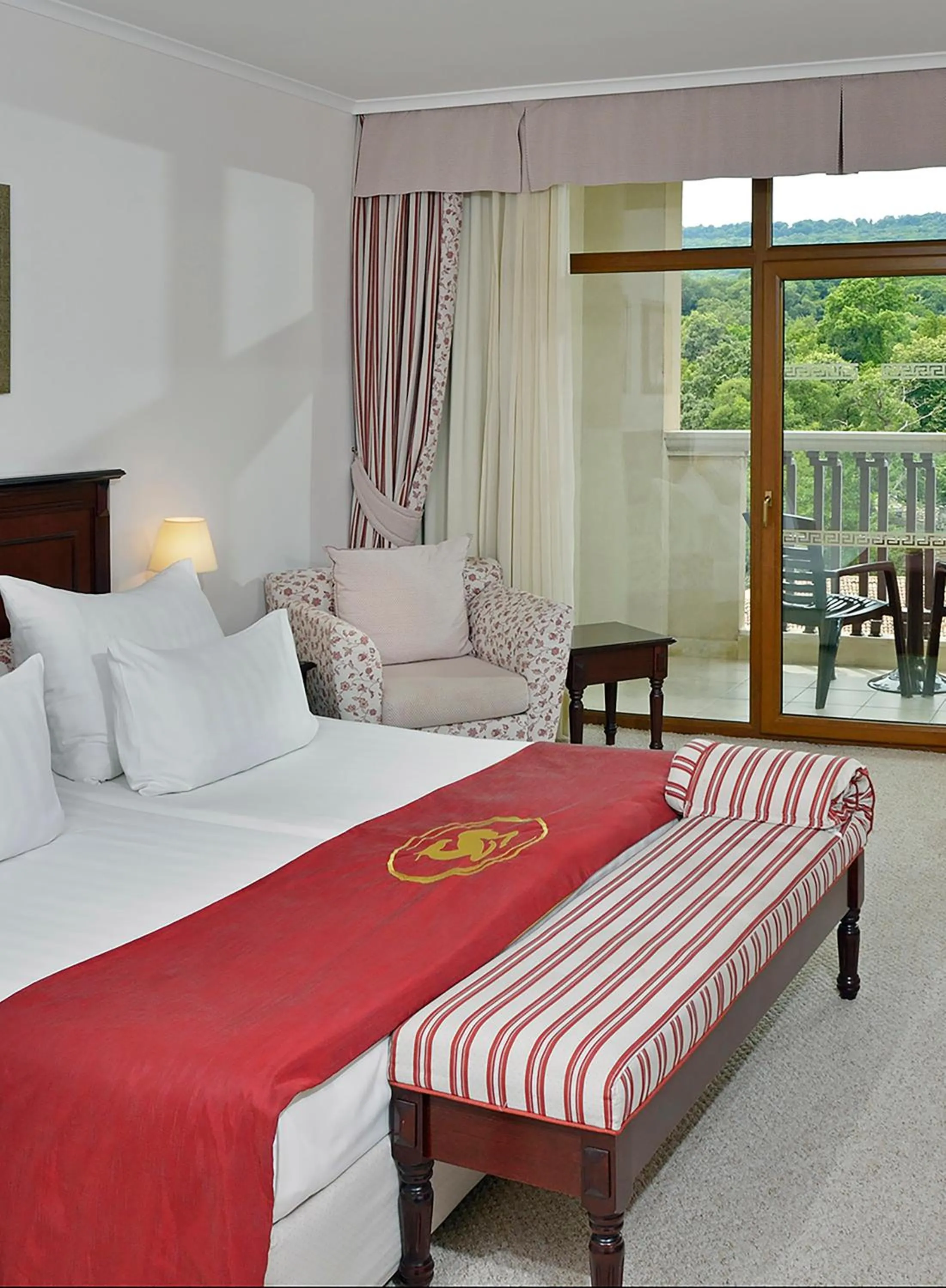 Bed in Melia Grand Hermitage All Inclusive