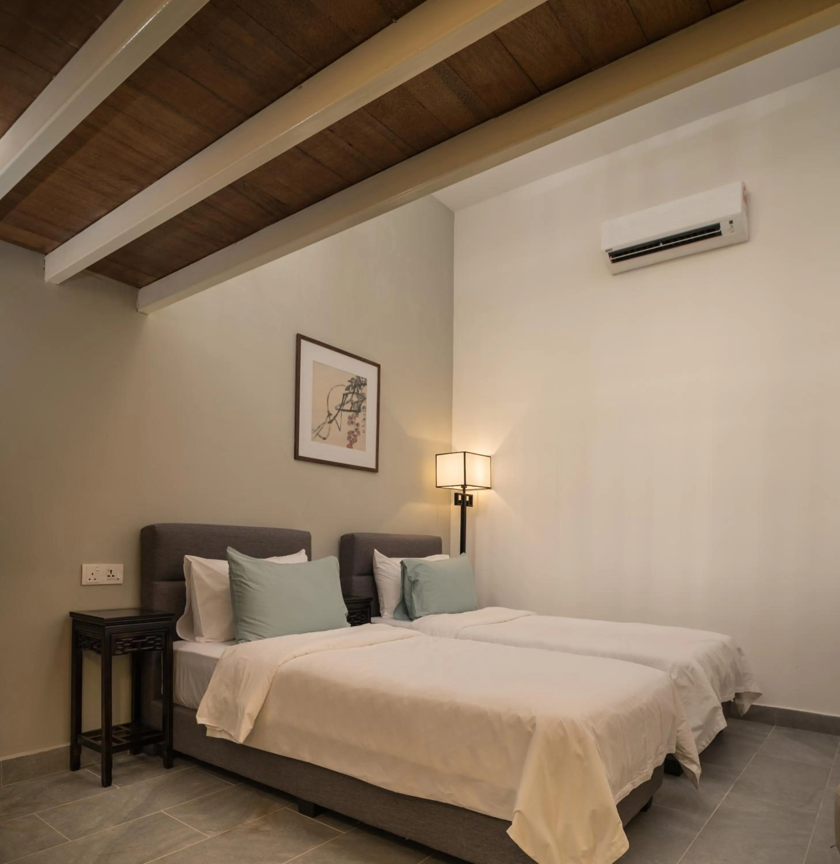 Bed in Carnarvon House