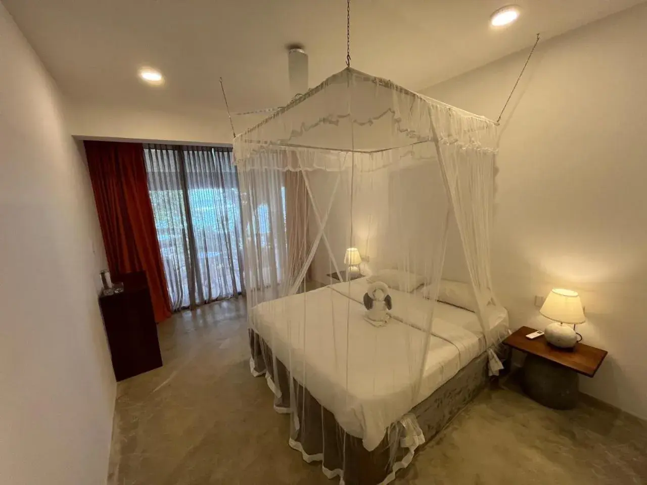 Deluxe Double Room with Sea View - single occupancy in Sun N Sea Hotel Deluxe Double Room with Sea View - single occupancy in Sun N Sea Hotel