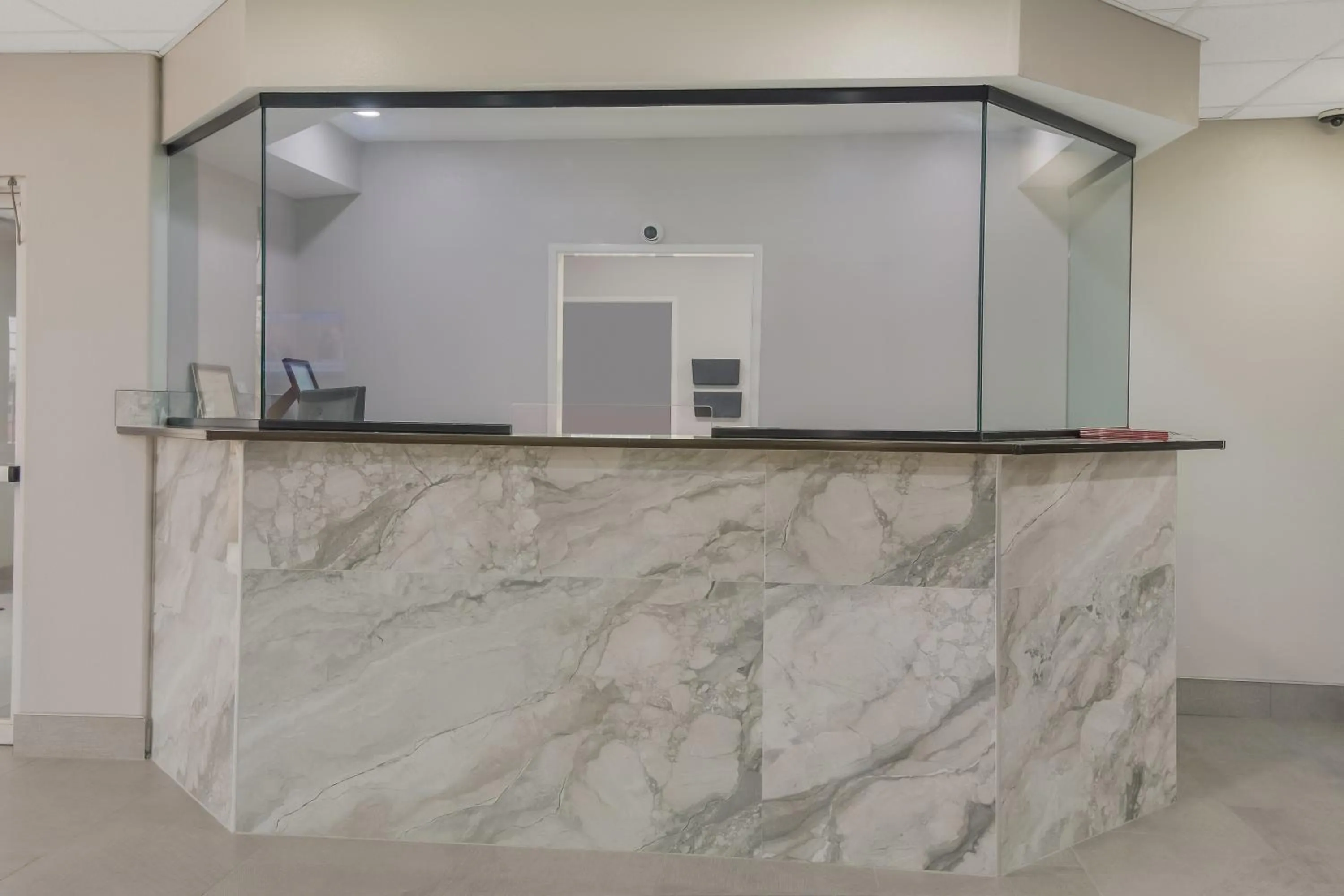 Americas Best Value Inn and Suites Lake Charles