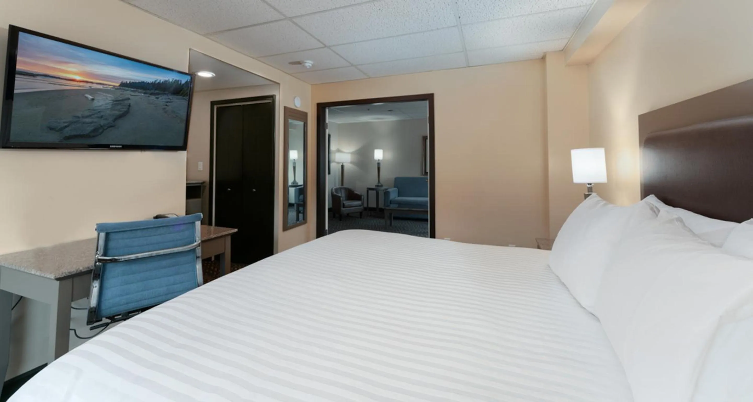 Bed in Prestige Oceanview Hotel Prince Rupert