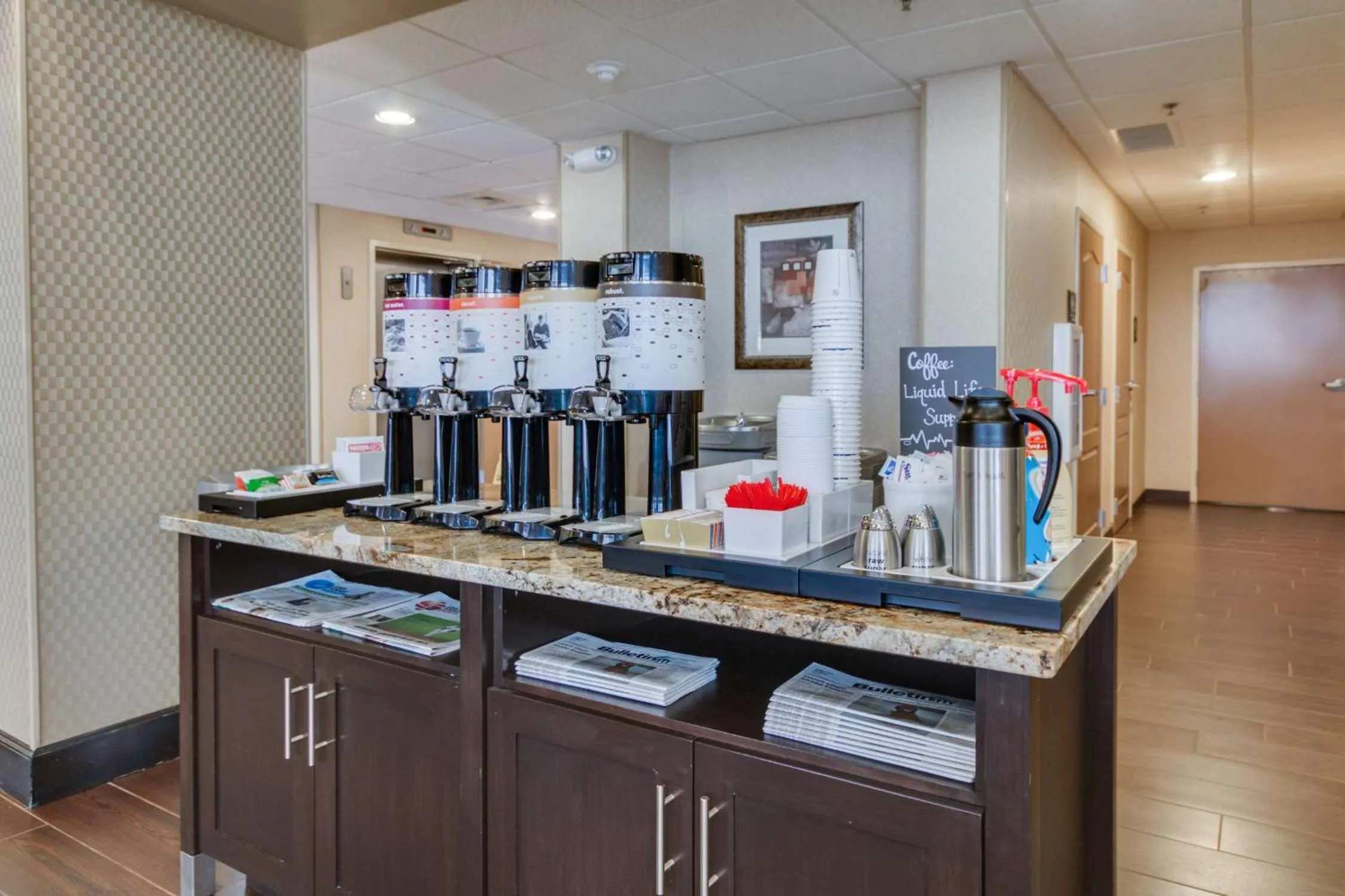 Dining area in Hampton Inn & Suites Las Cruces I-25