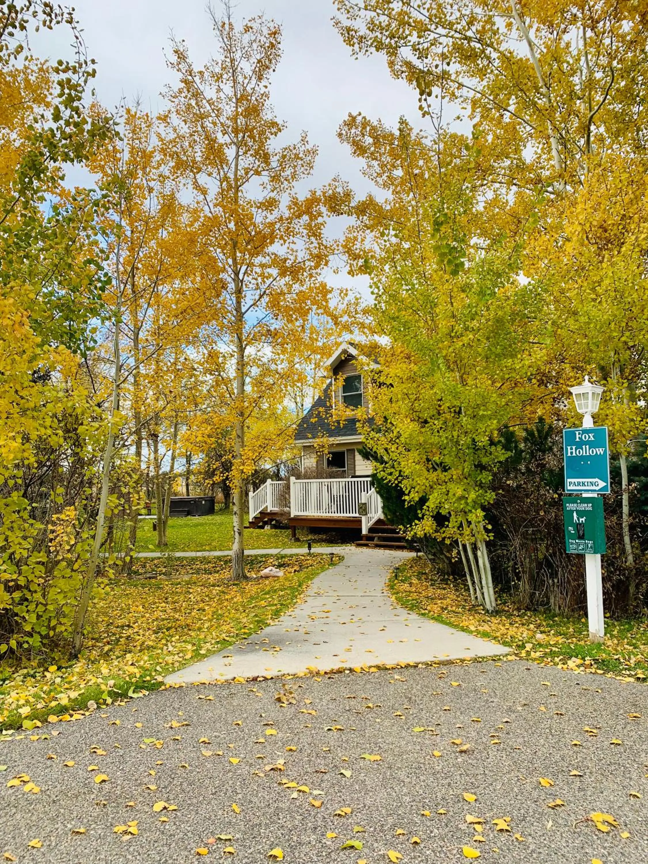 Property building in Fox Hollow Inn
