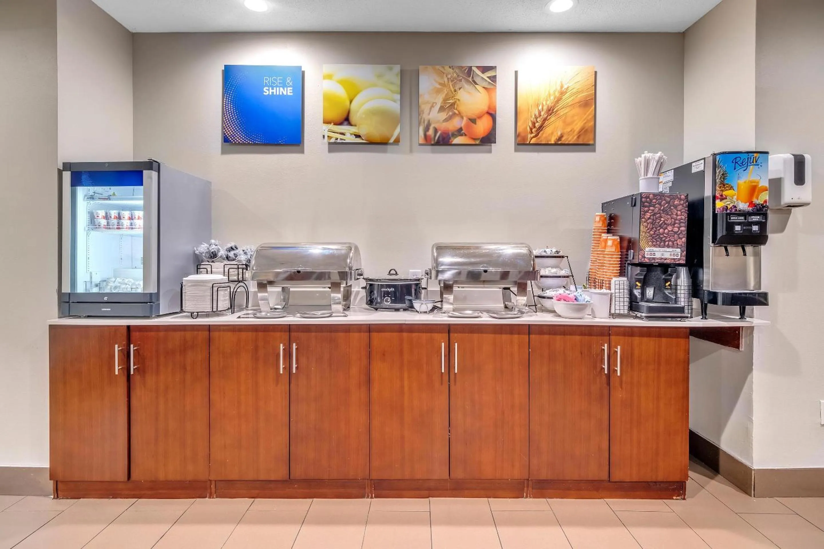 Breakfast in Comfort Inn Somerset - Lake Cumberland