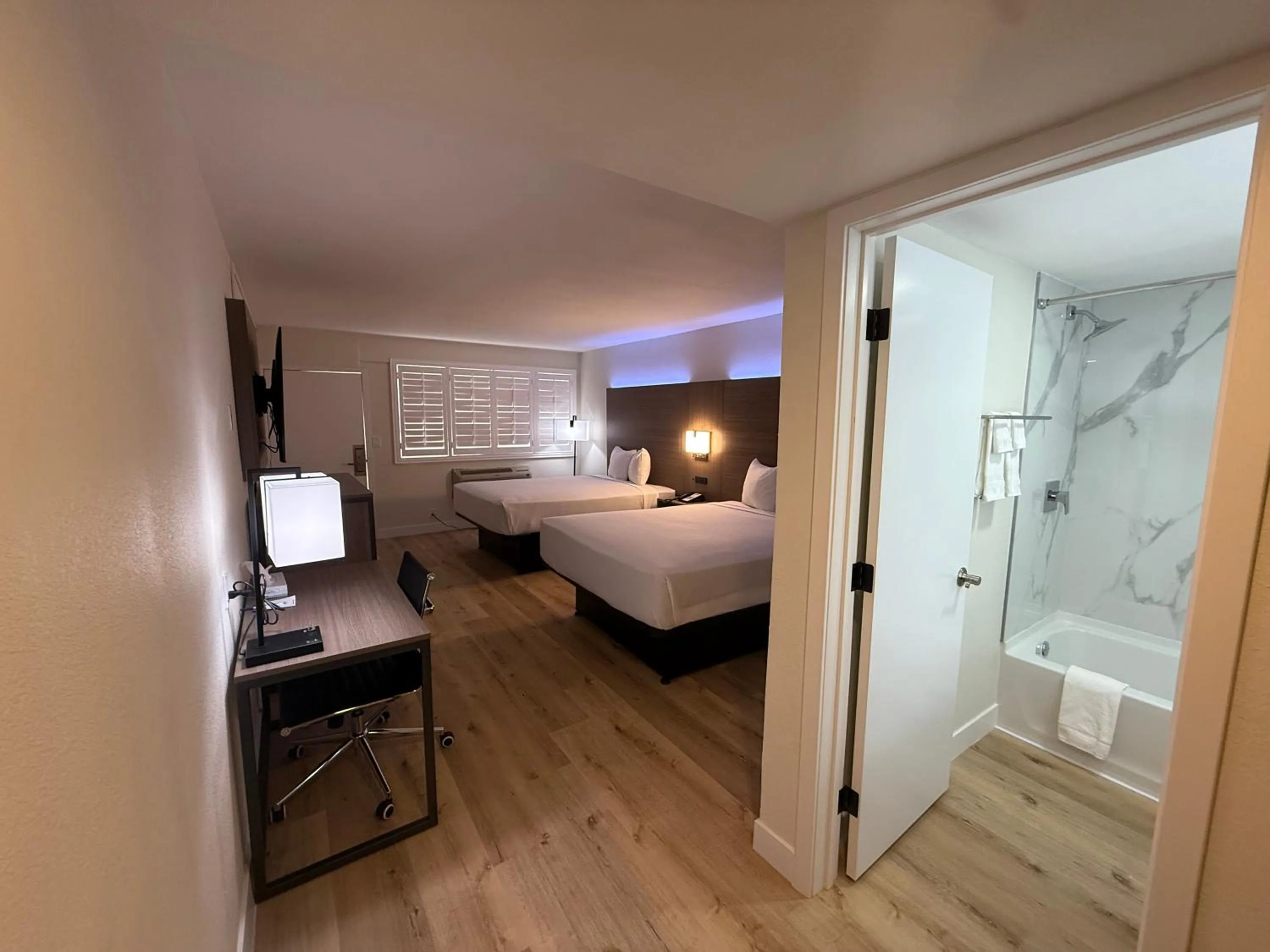 Bed in Travelodge by Wyndham Imperial - El Centro