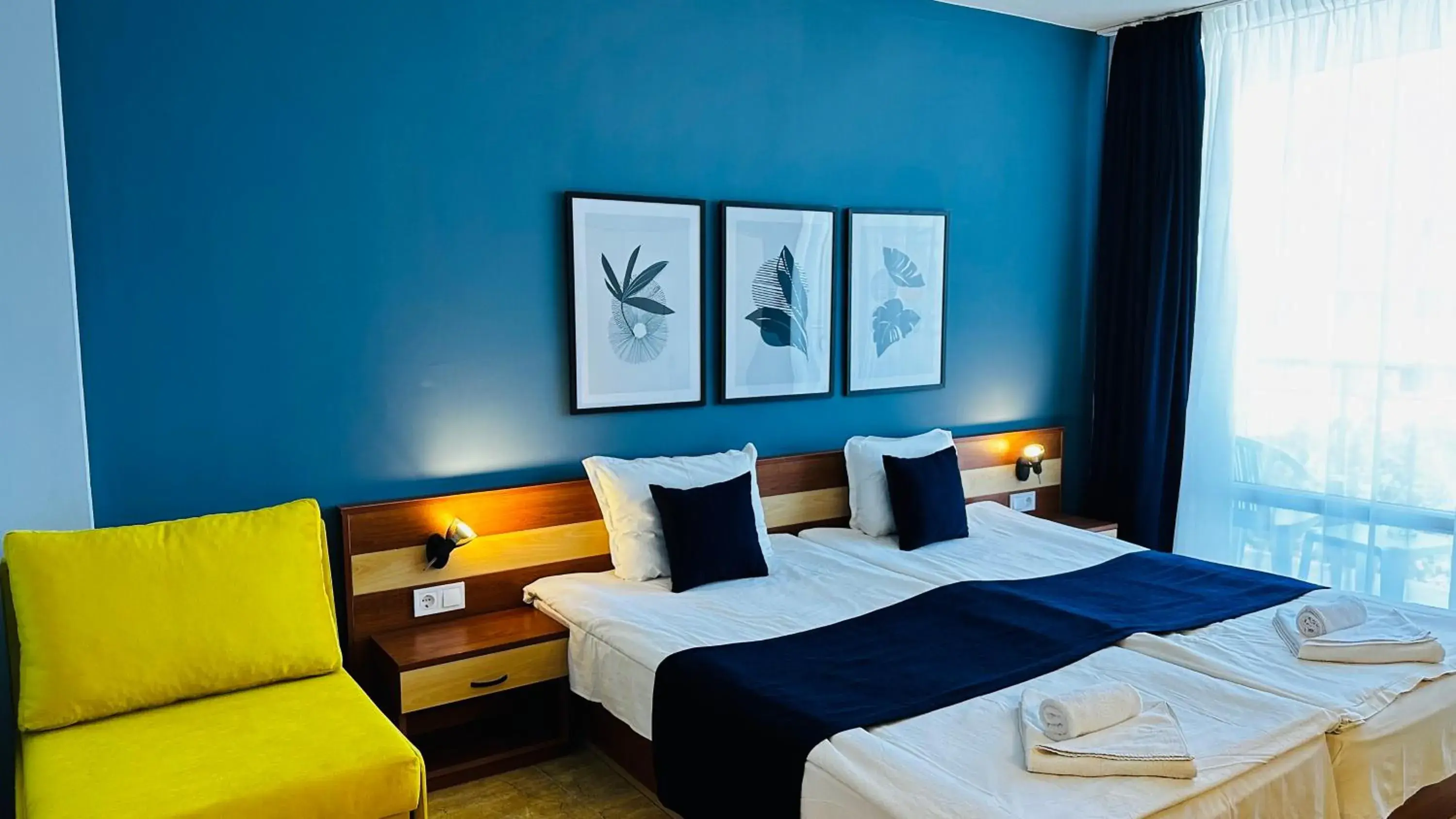 Double Room in Queen Nelly Double Room in Queen Nelly