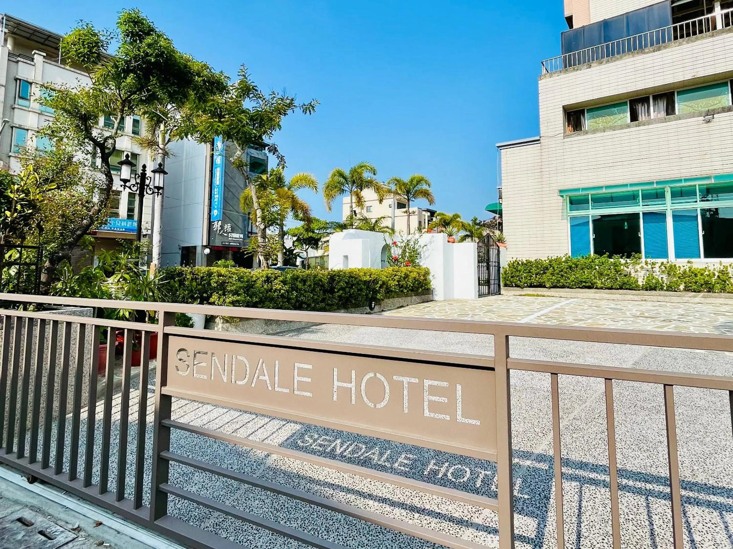 Property building in Sendale Tainan Science Park Hotel