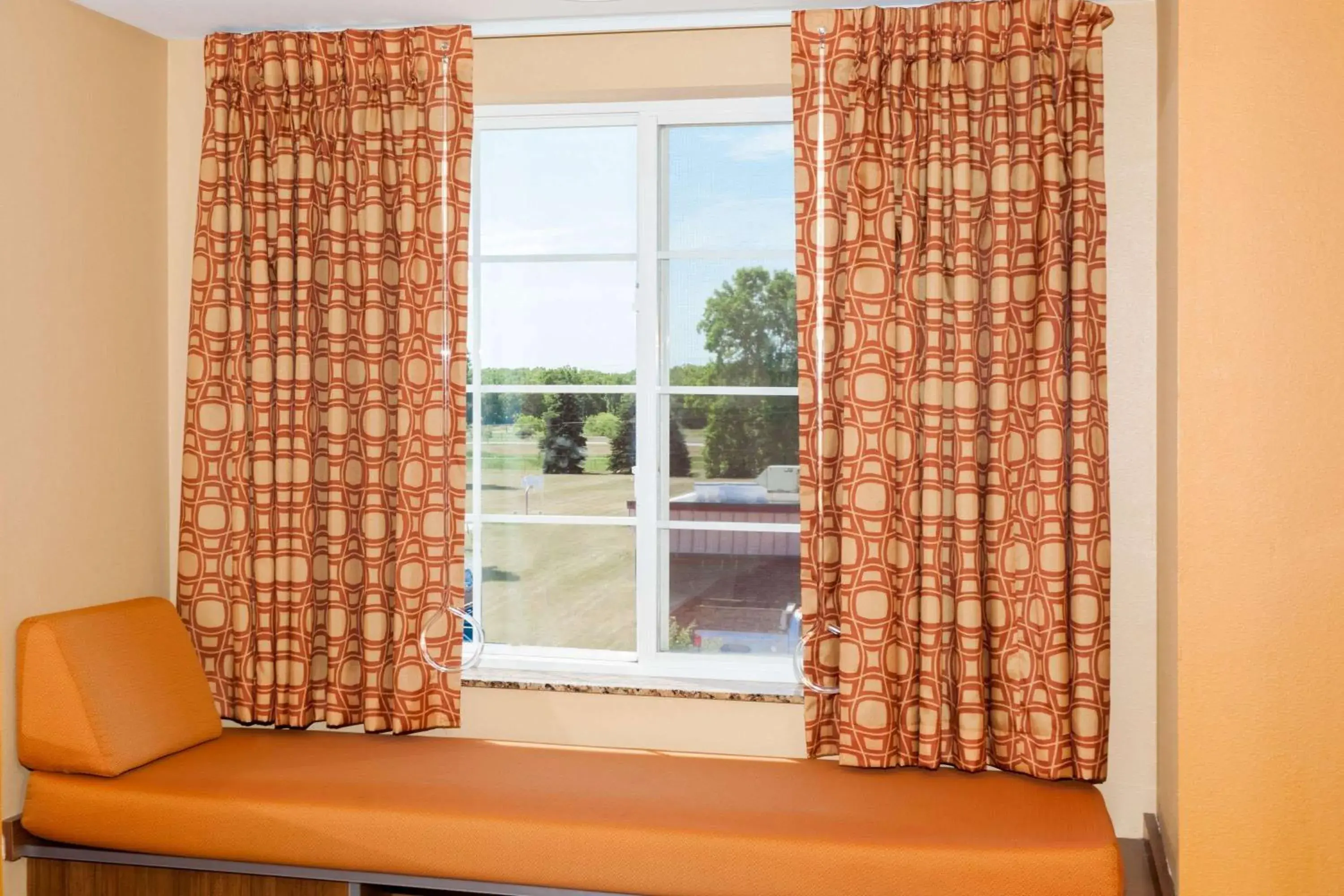 Photo of the whole room in Microtel by Wyndham South Bend Notre Dame University Photo of the whole room in Microtel by Wyndham South Bend Notre Dame University