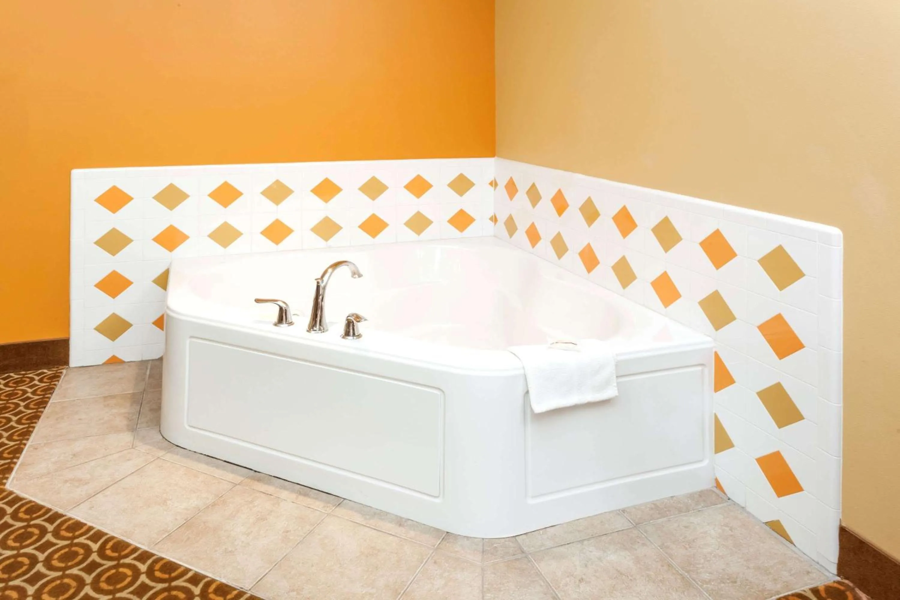 Photo of the whole room in Microtel by Wyndham South Bend Notre Dame University