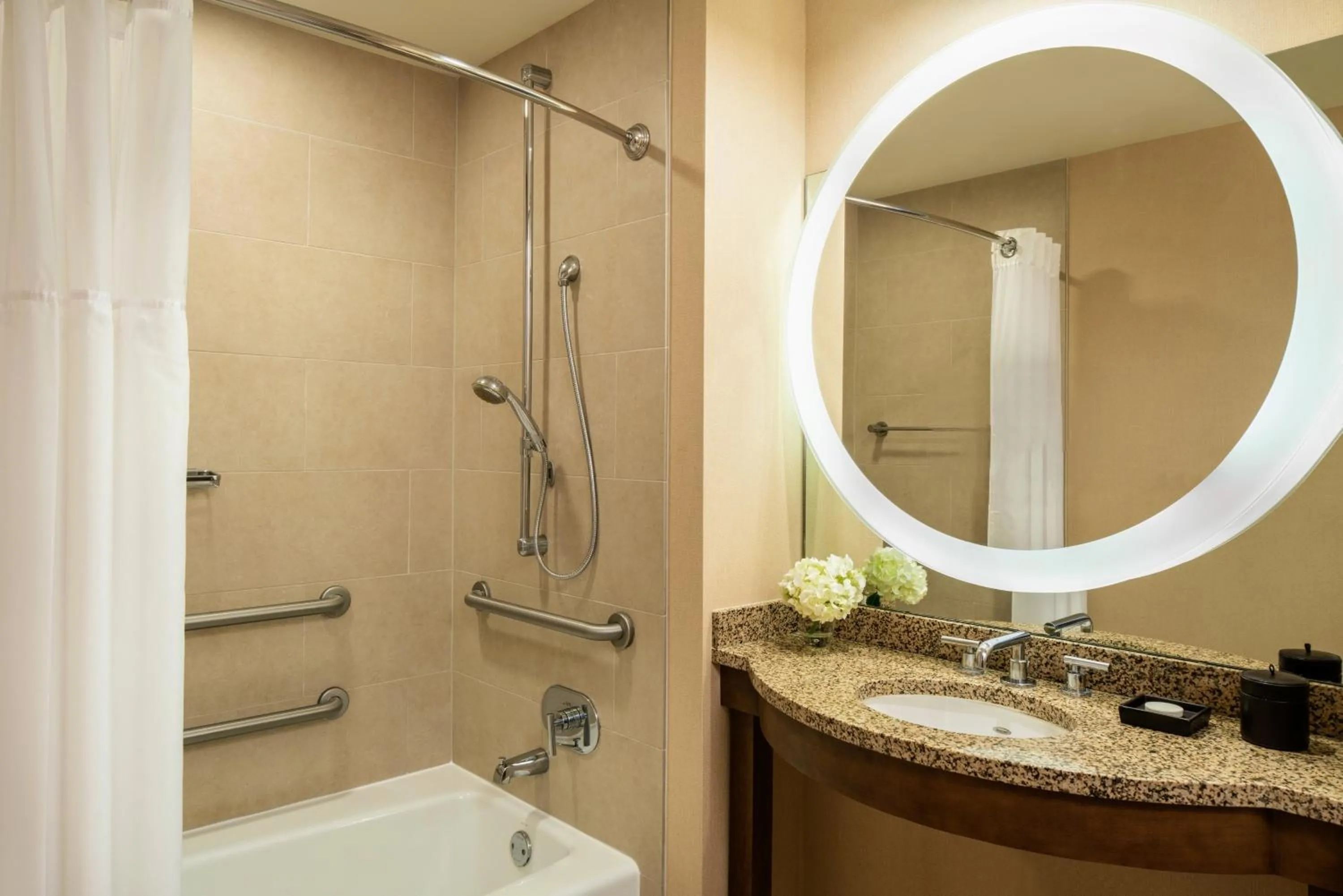 Bathroom in Hyatt Regency Orlando