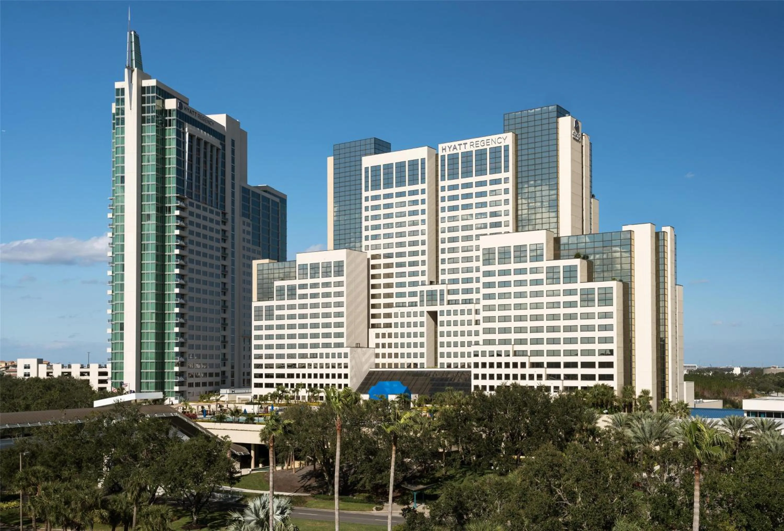 Property building in Hyatt Regency Orlando