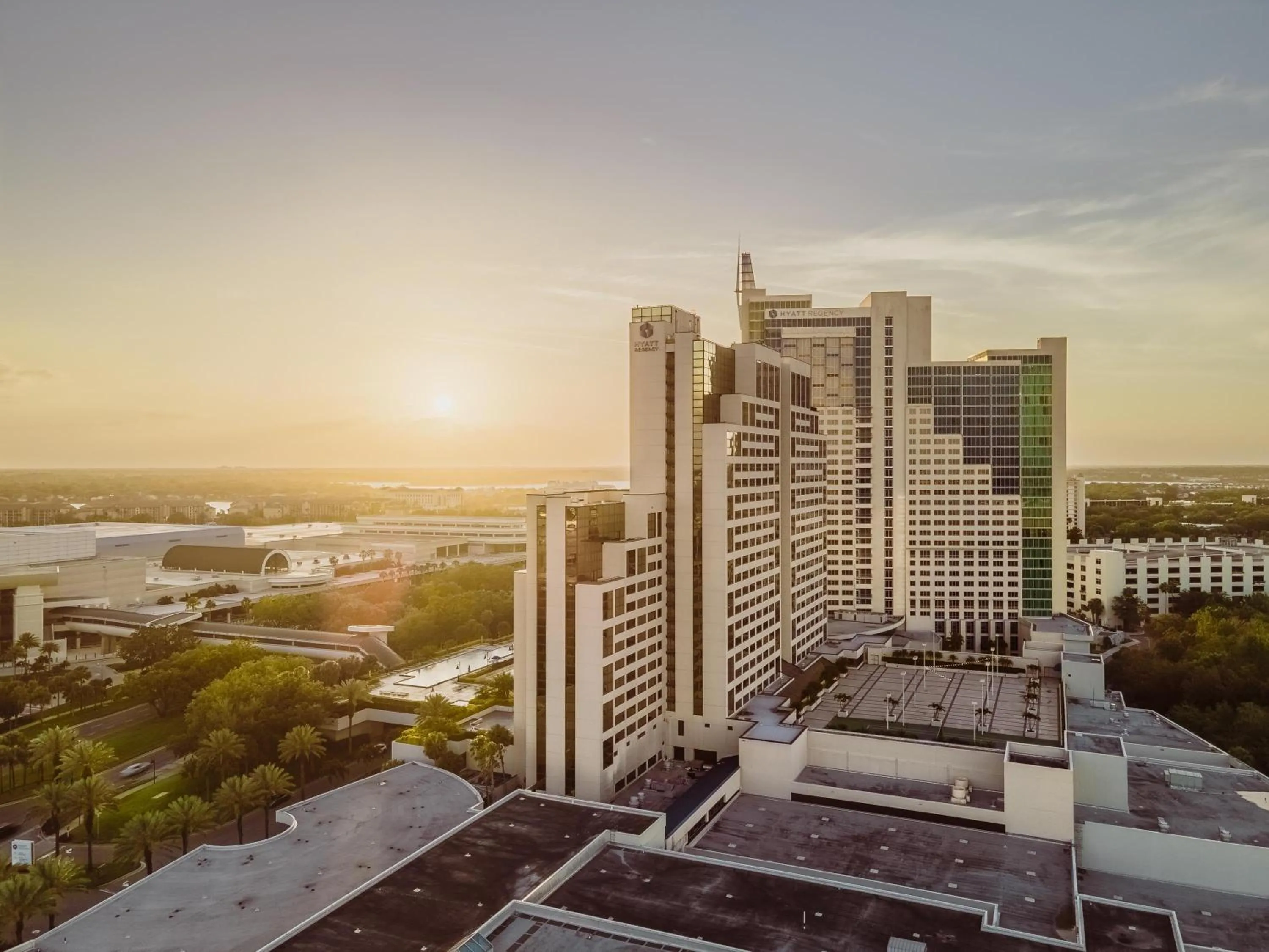 Property building in Hyatt Regency Orlando