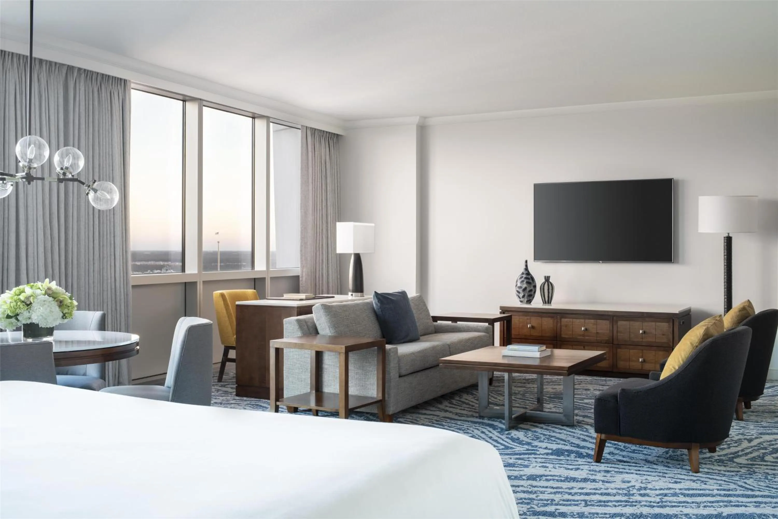 Photo of the whole room, Bed in Hyatt Regency Orlando