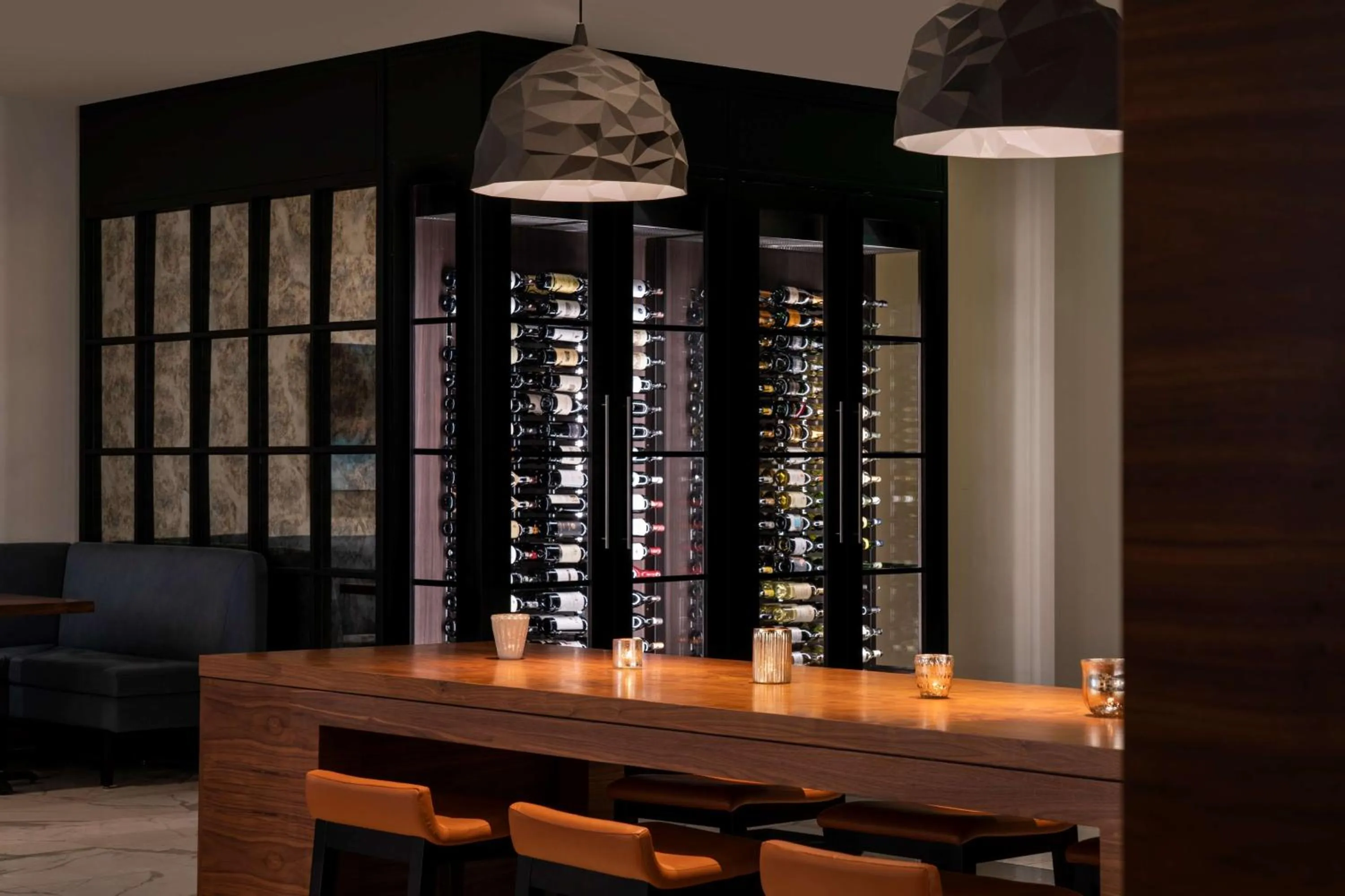 Restaurant/places to eat in Hyatt Regency Orlando