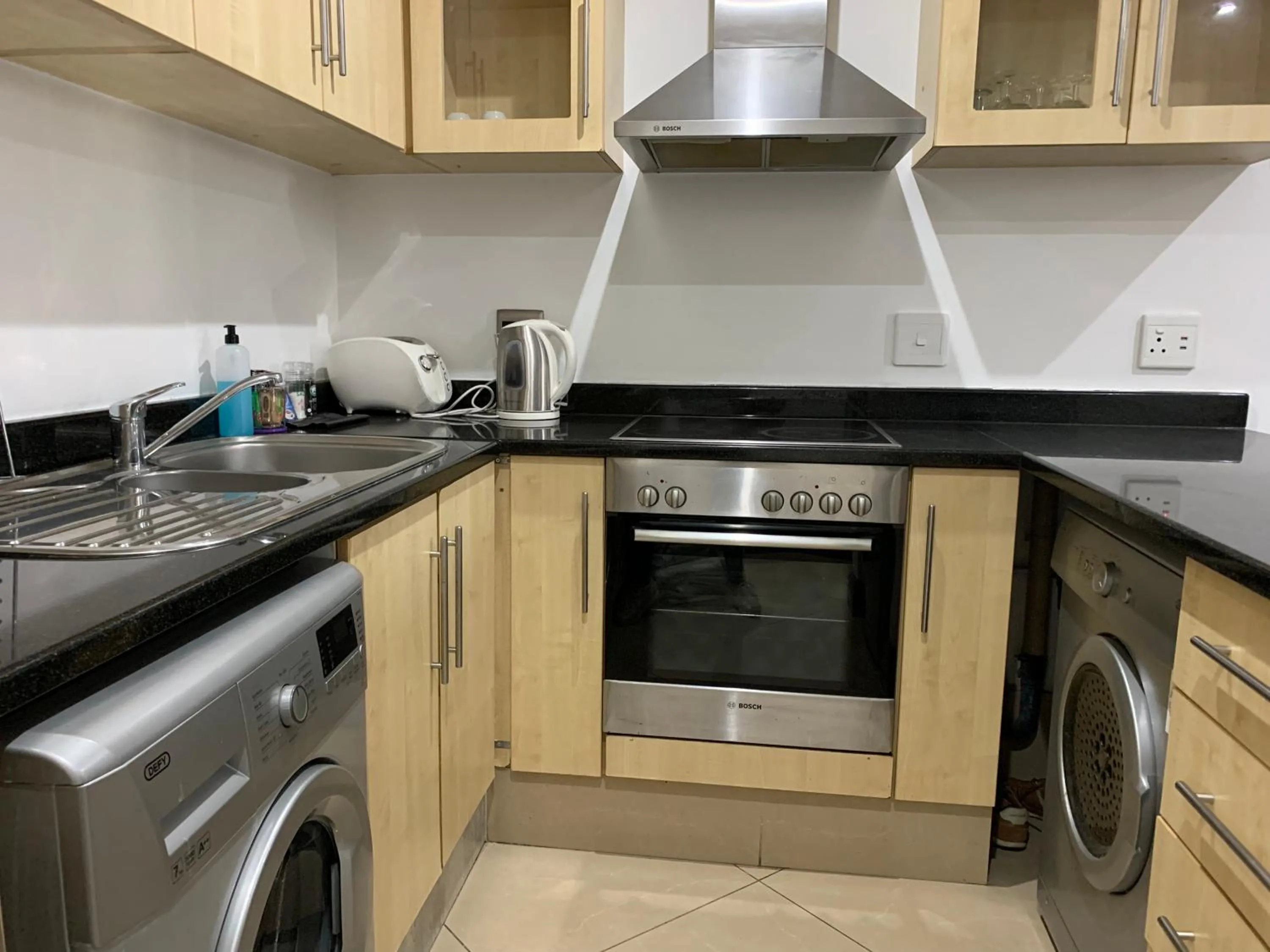 Kitchen or kitchenette in The Sails G609