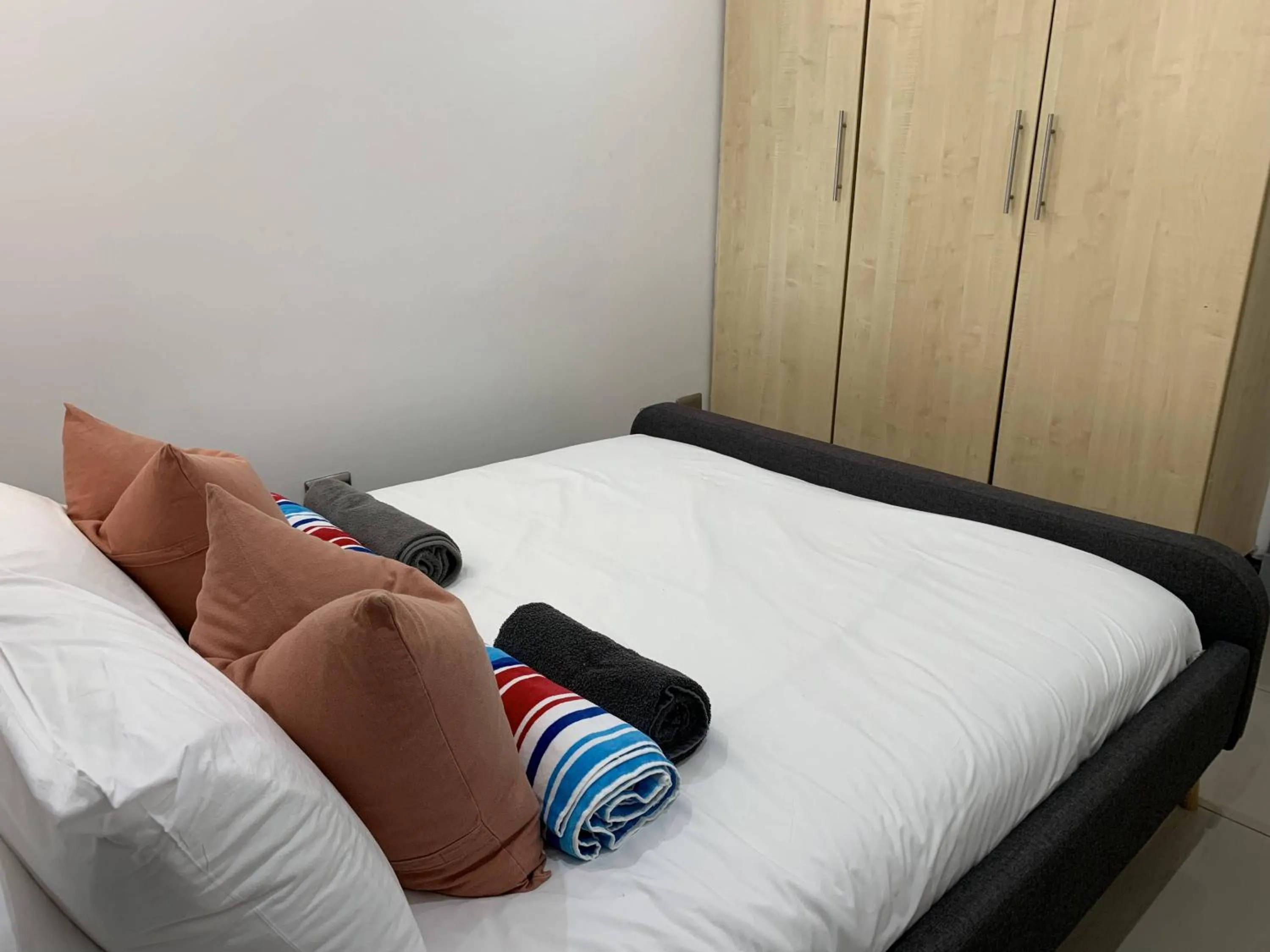 Bed in The Sails G609