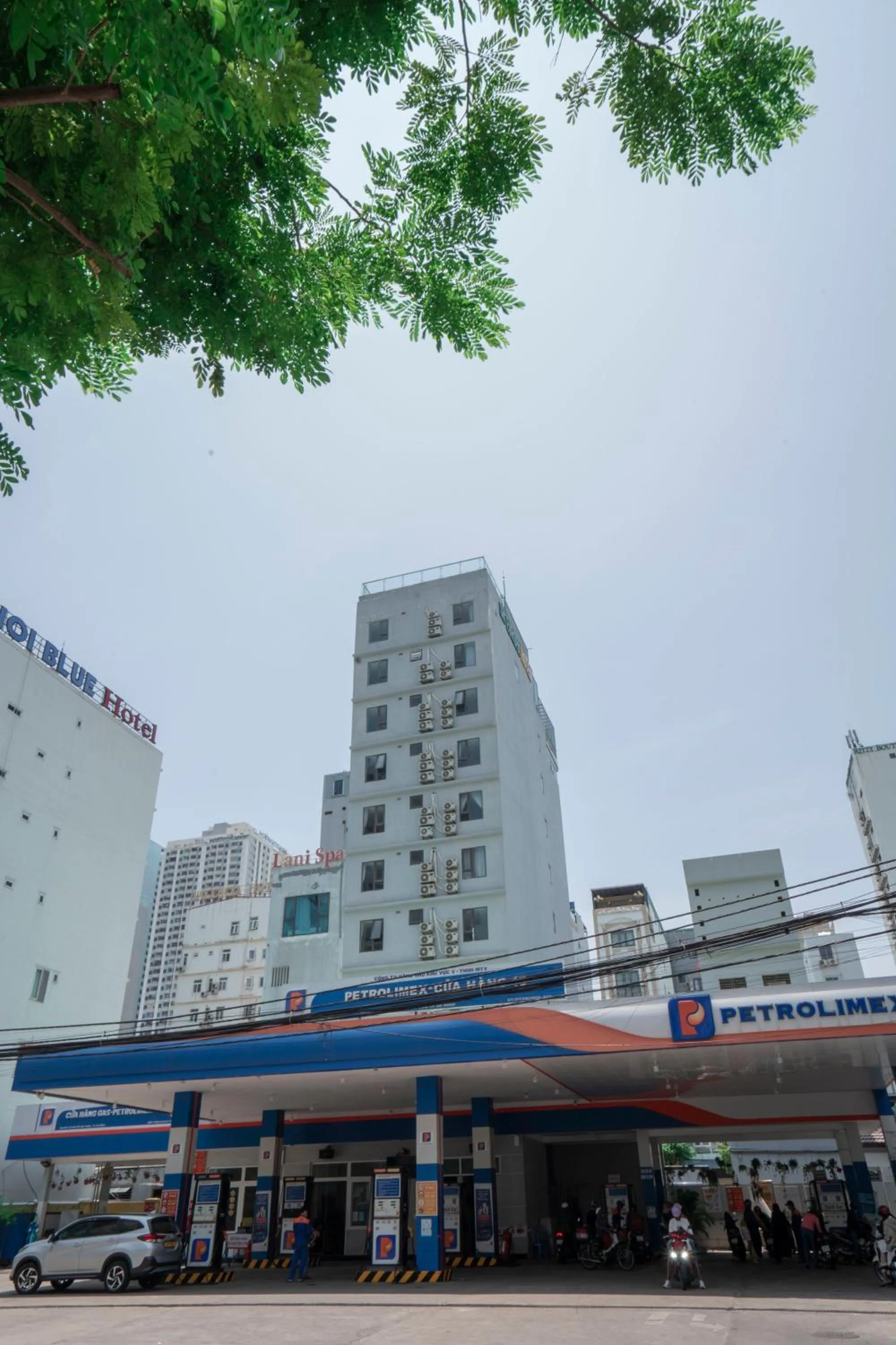 Off site in Hotel Hoàng Thịnh