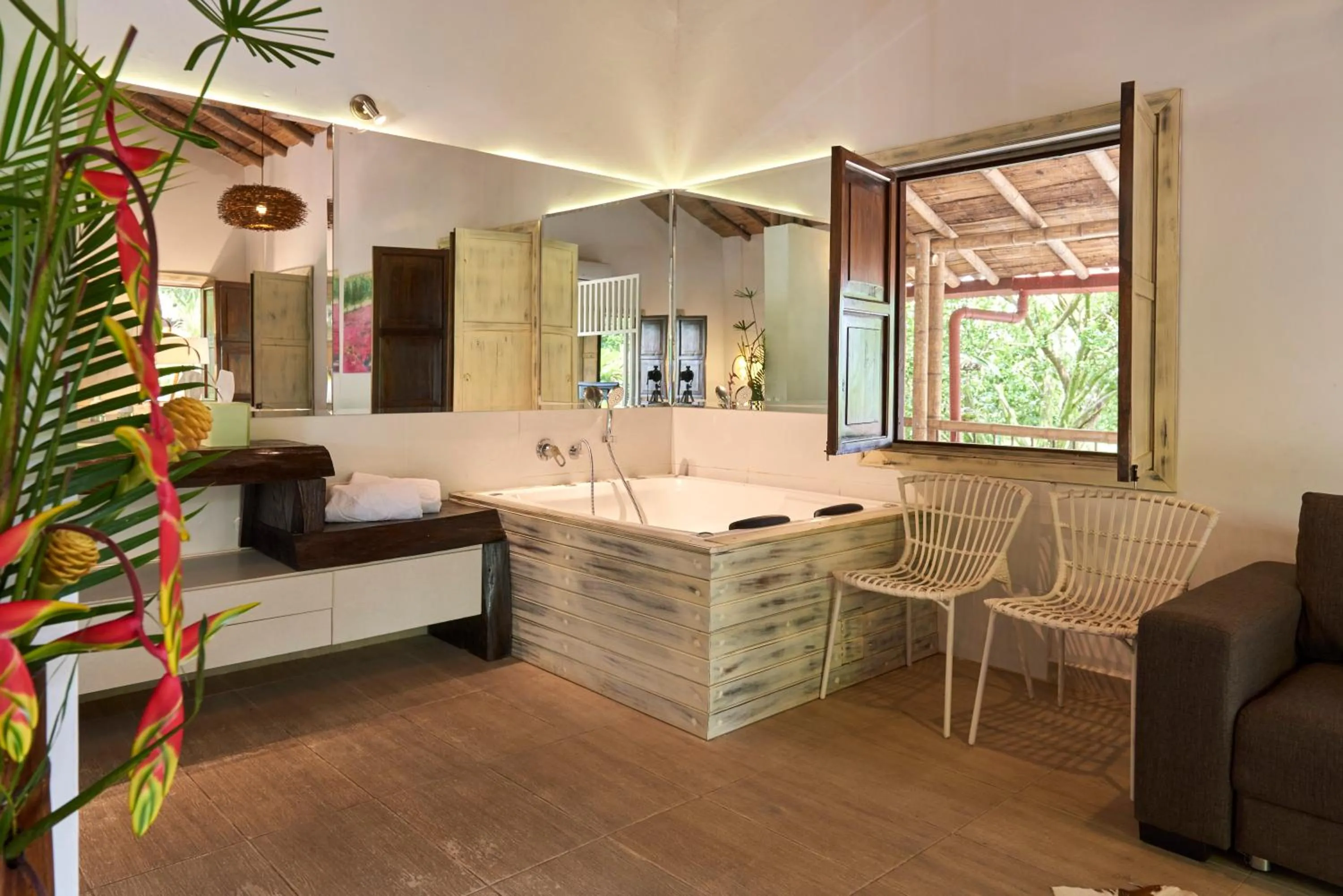 Hot Tub in Hotel Hacienda Combia