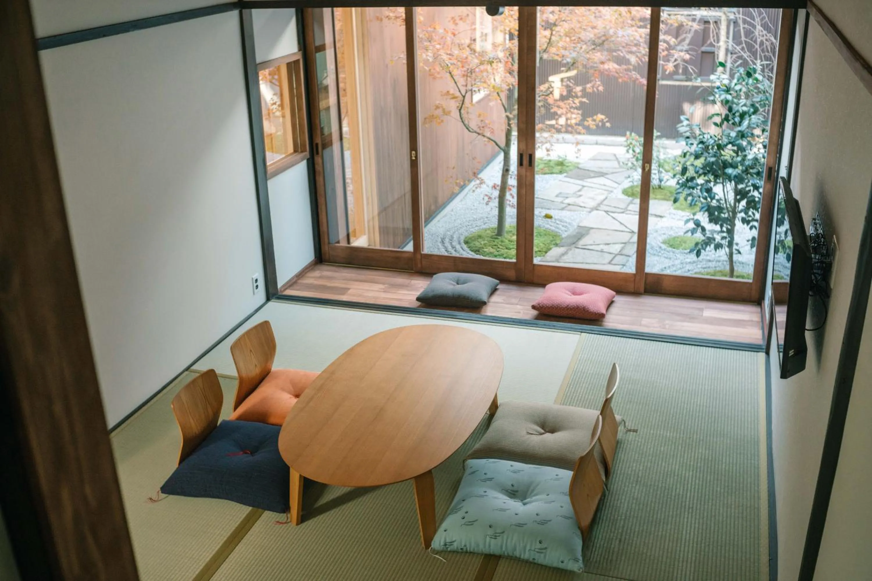 Library in Casa OGUMO